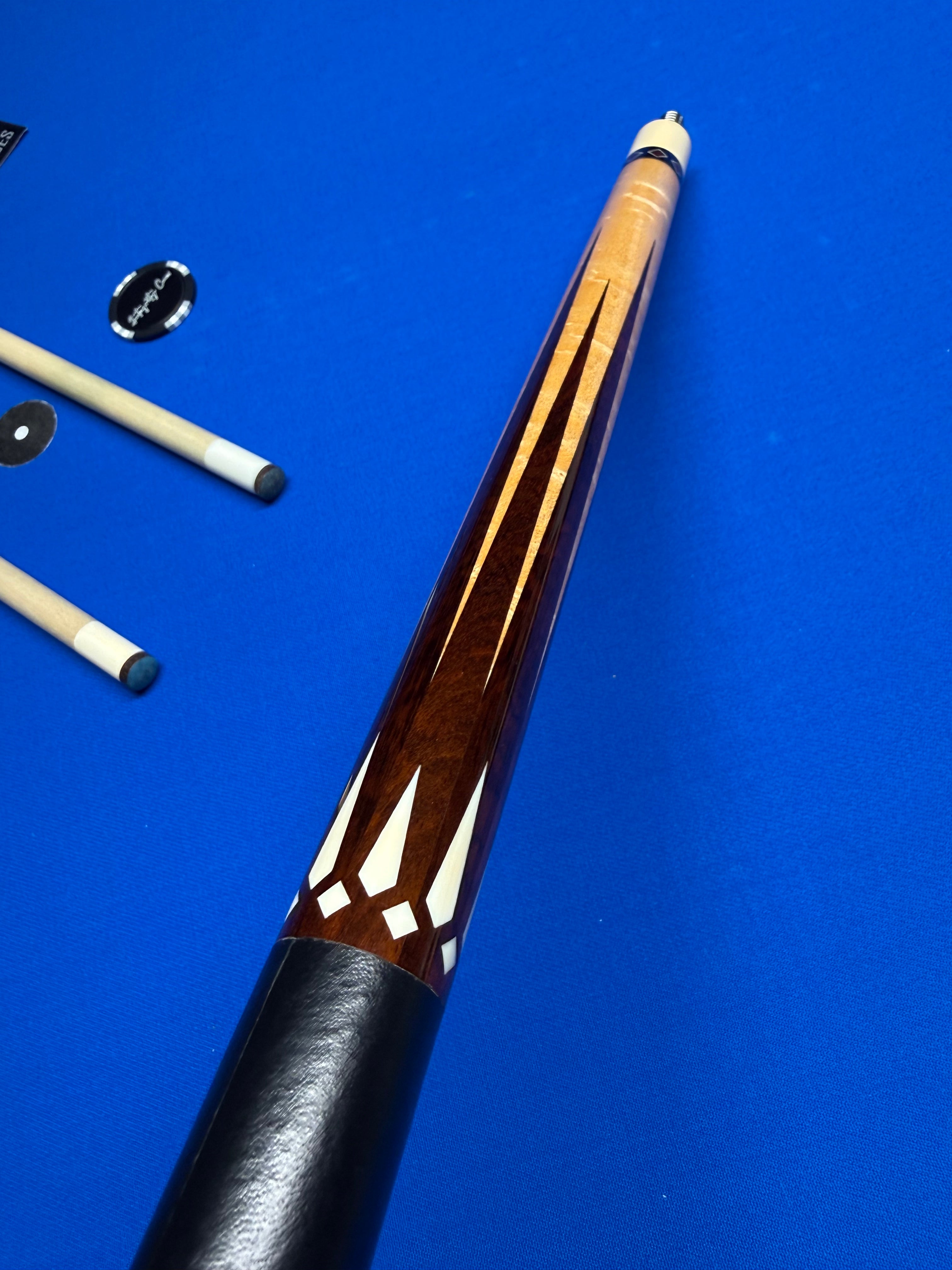 ~Phillippi 16 Point Snakewood and Maple Custom Cue