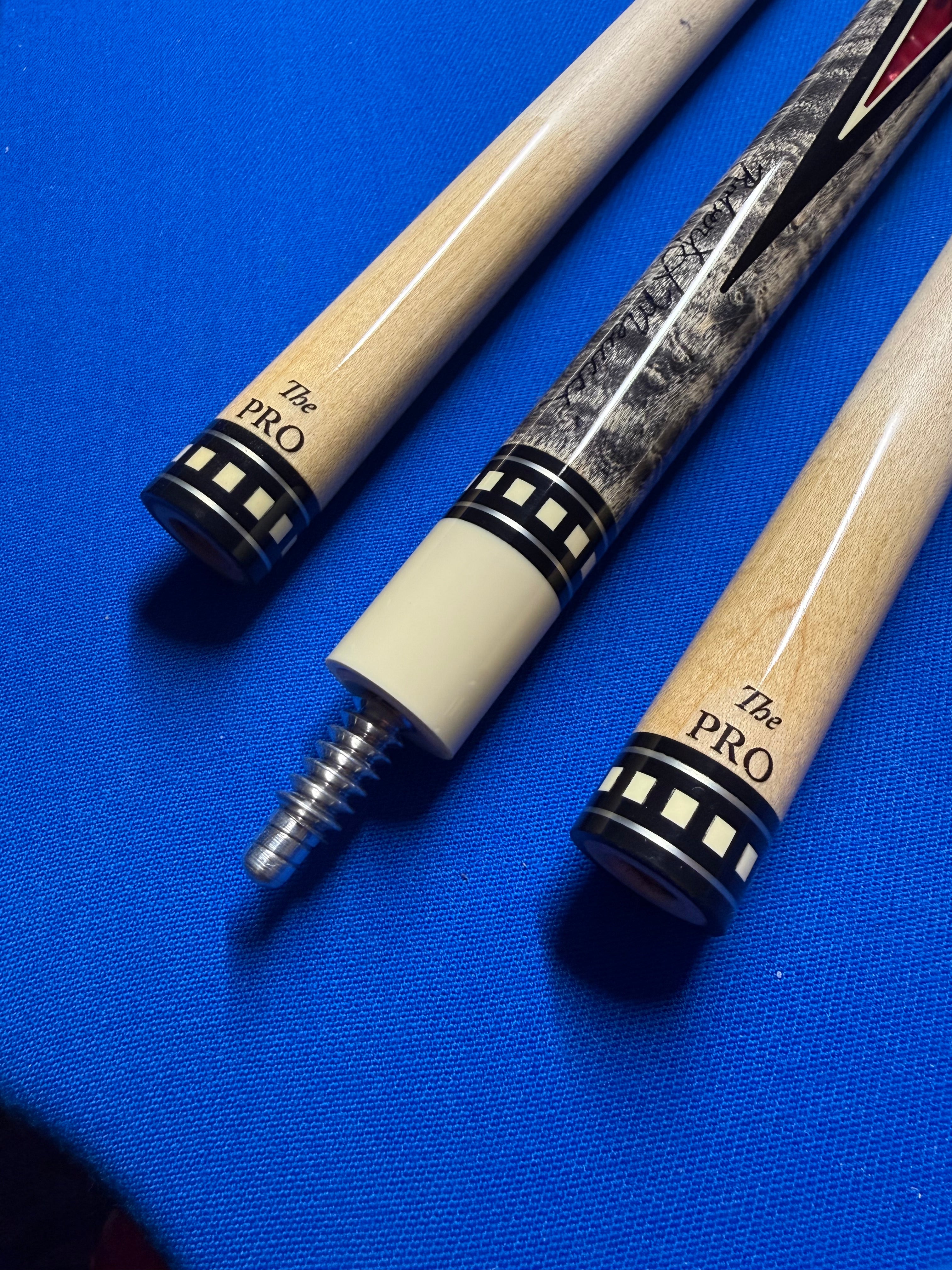 Meucci BMC Diamond Cue W (2) Shafts