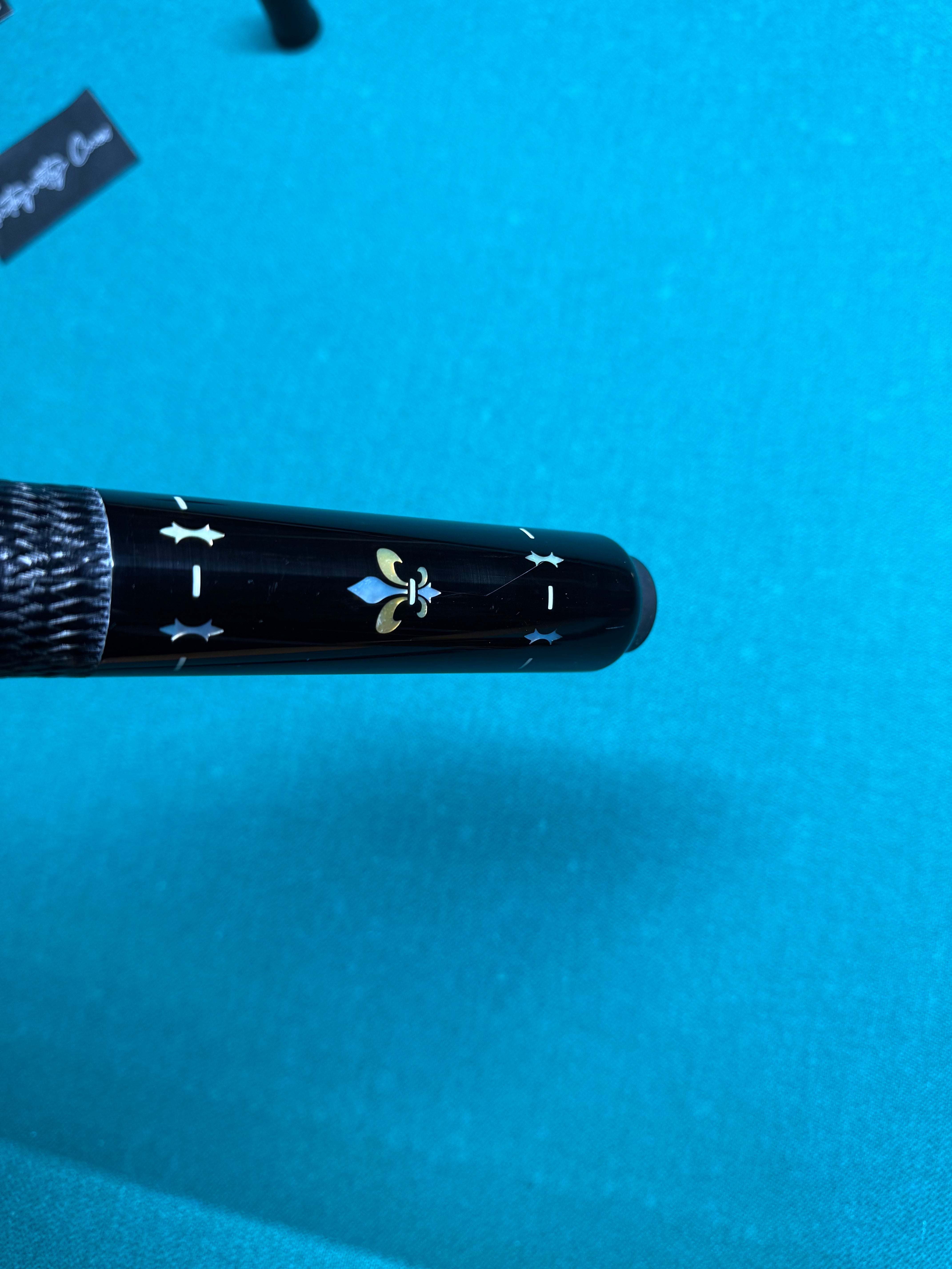 Kelly Peterson MVP Cues Butt ONLY Preowned