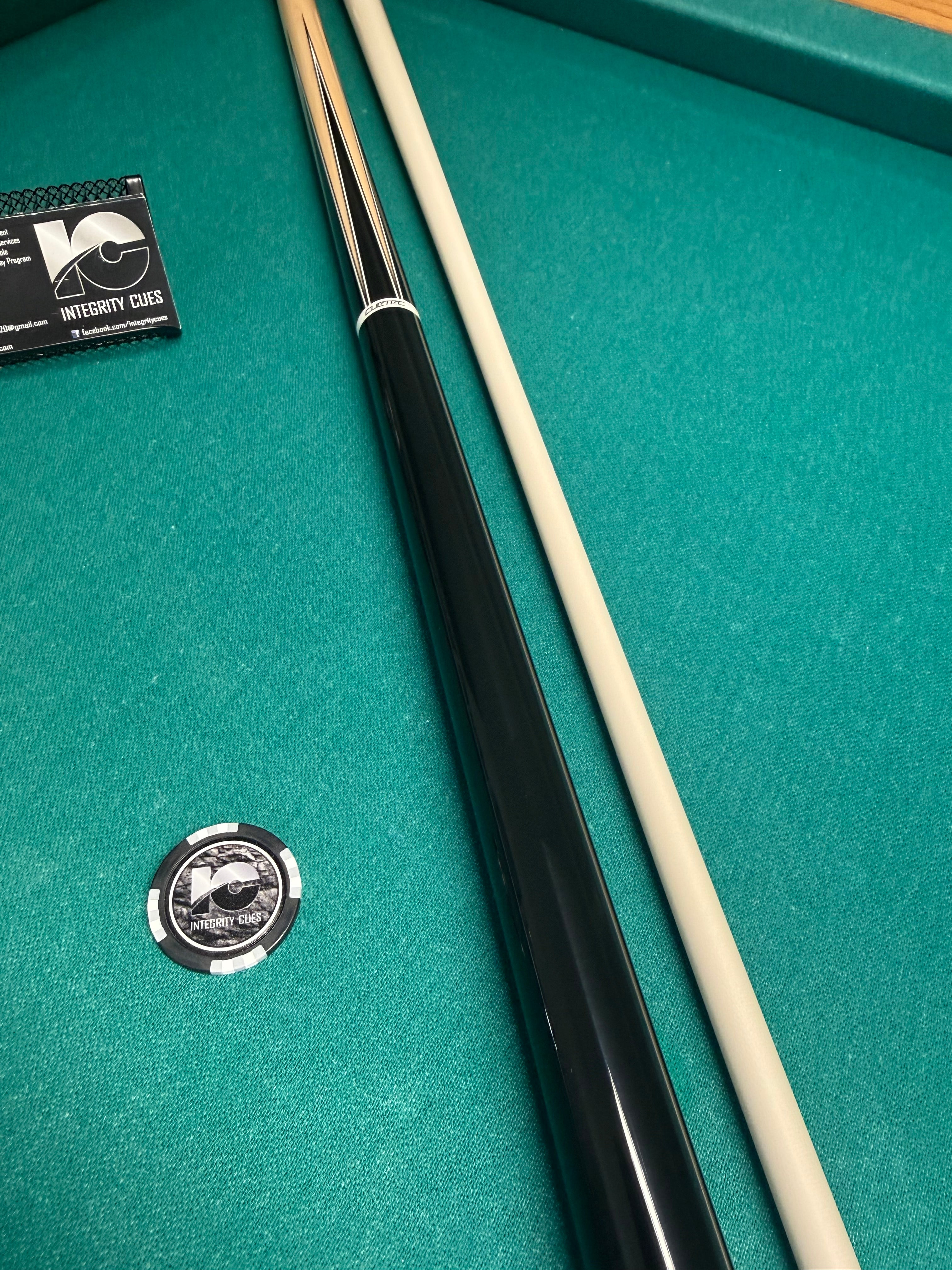 Cuetec Avid 6 Point Cue Brand New