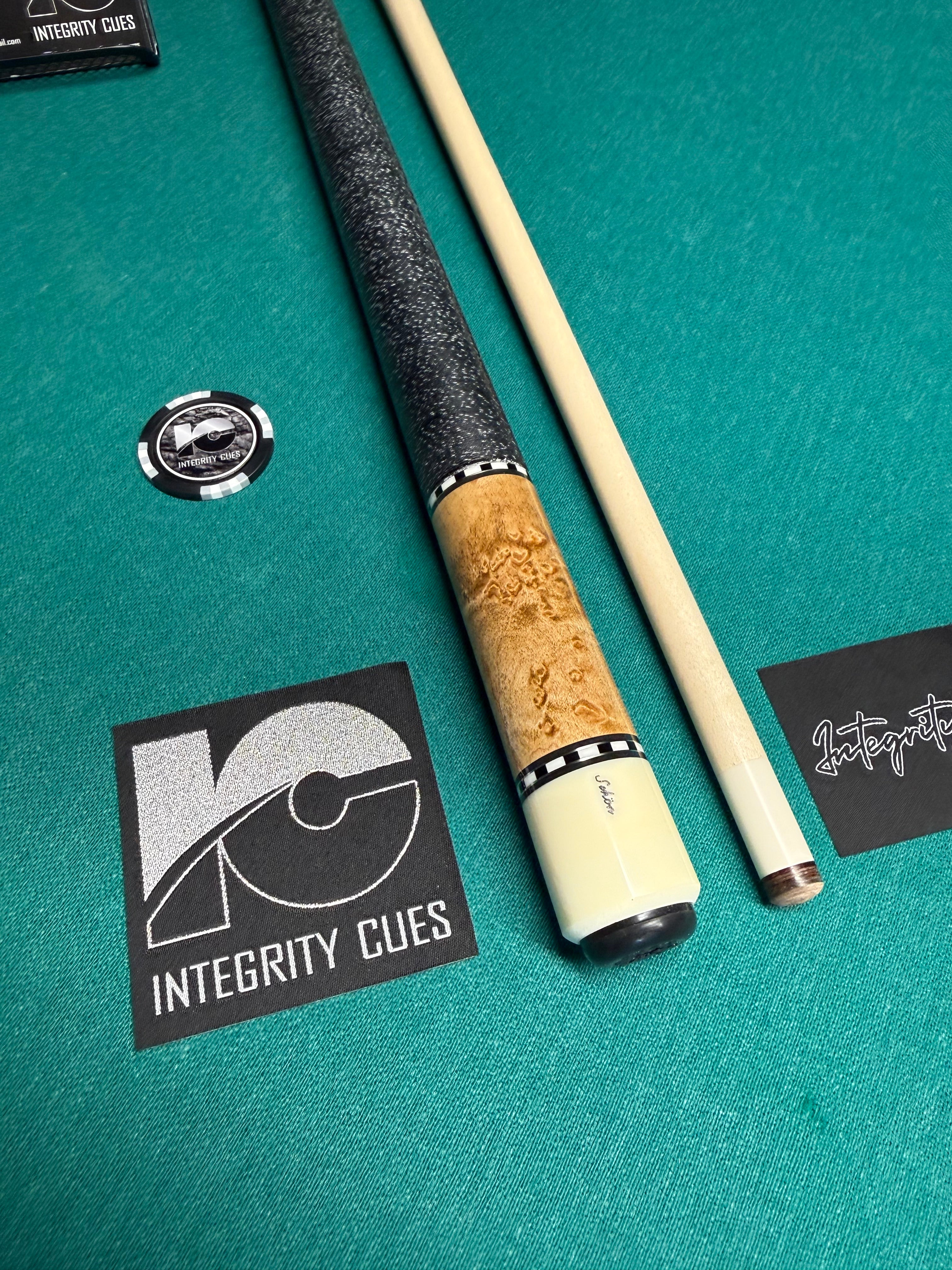 Schon STL-1 Maple Brand New