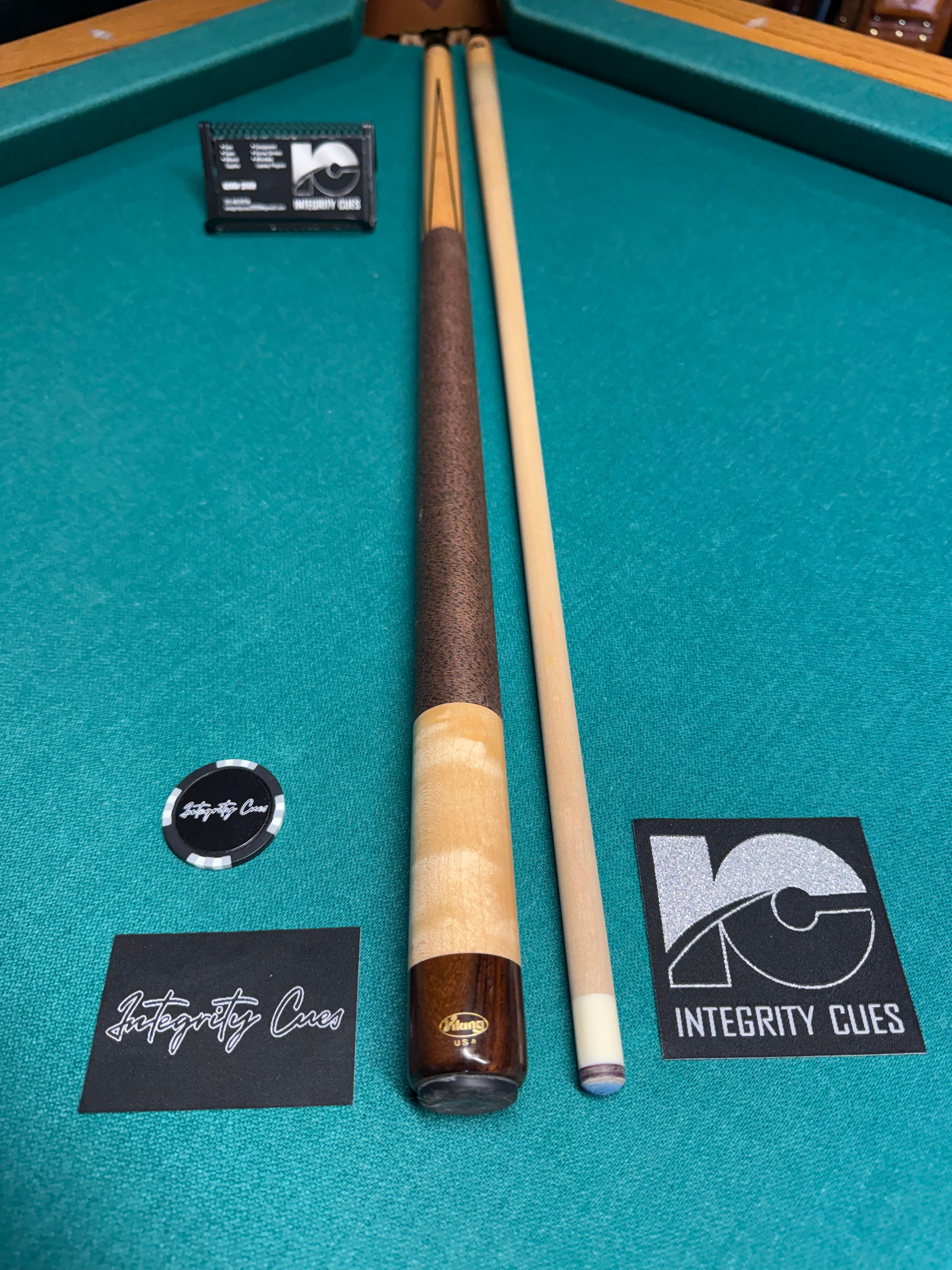 Viking 3 Point Cue W Vikore Shaft