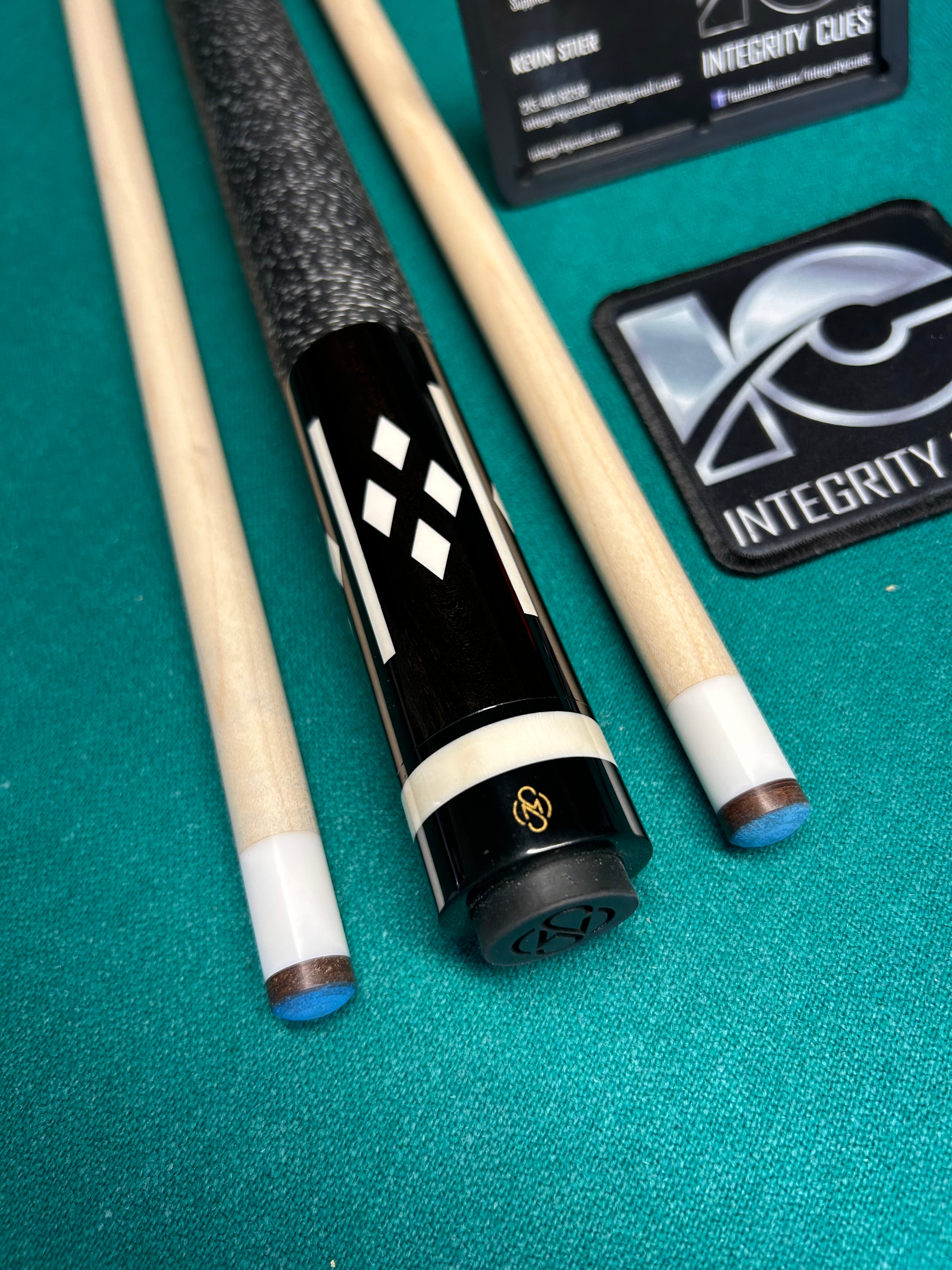 Mike Stacy 4 Point Custom Cue