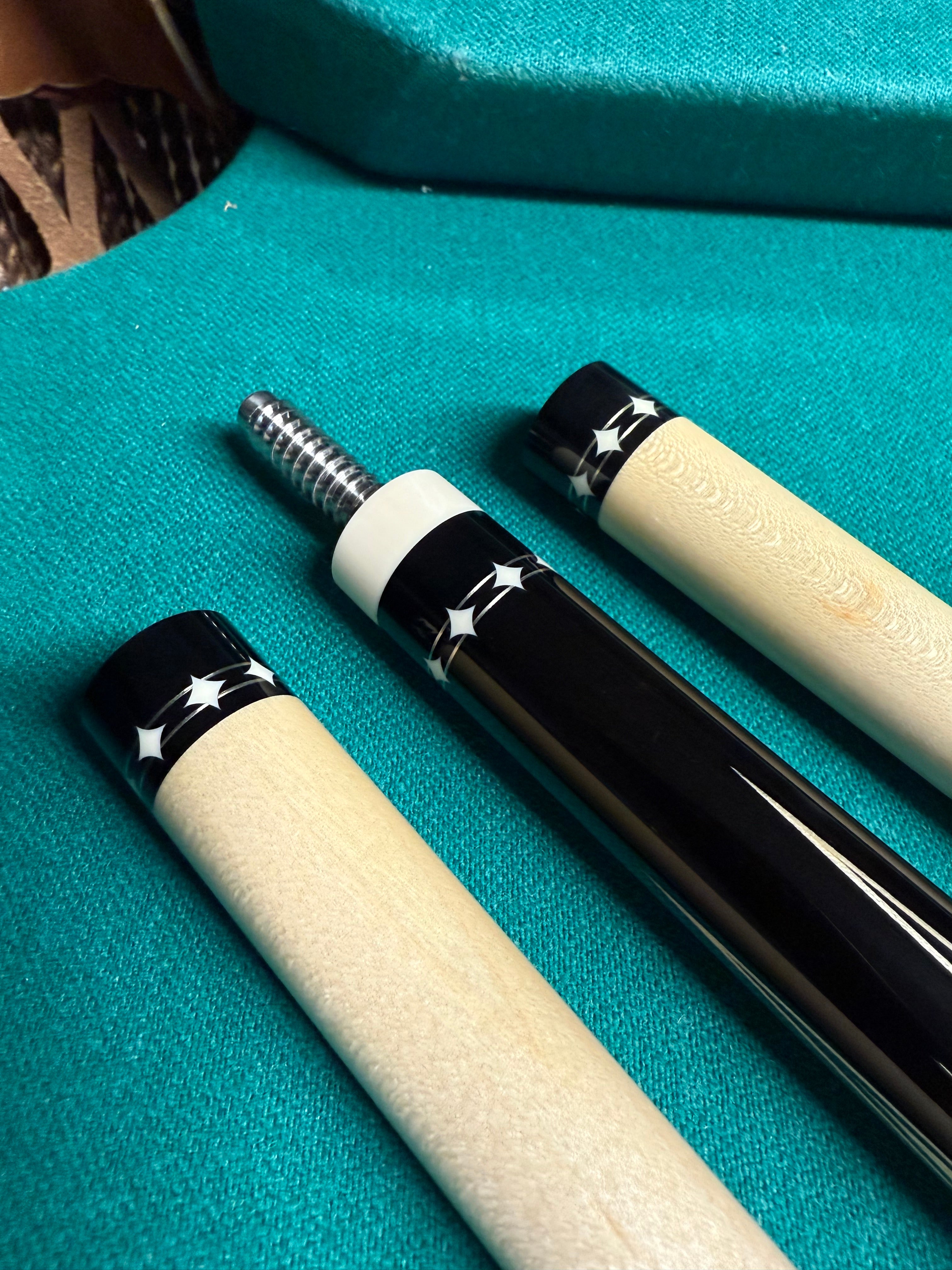 Ariel Carmeli Personal Playing Cue 2021