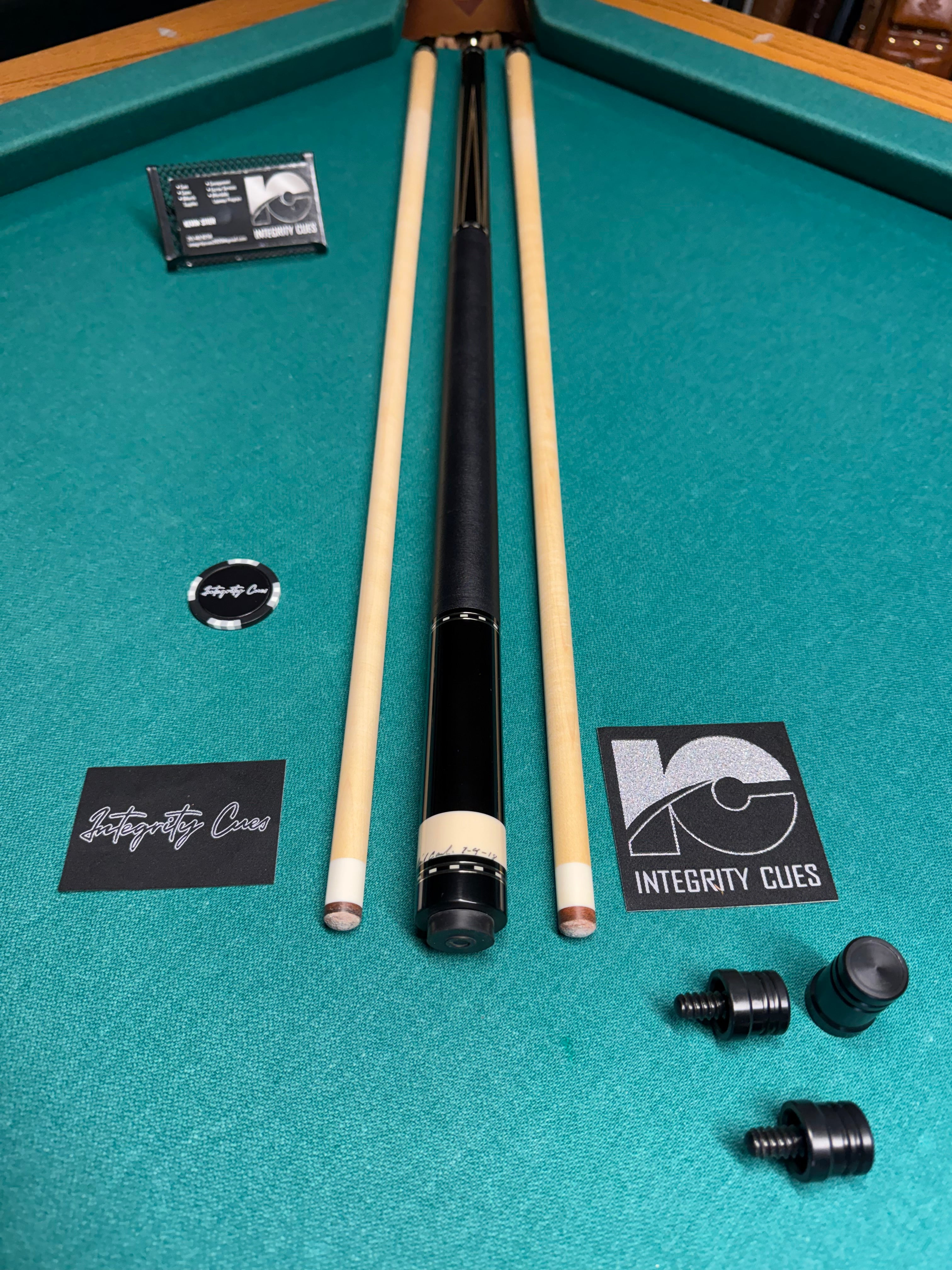 Ariel Carmeli 2018 Ebony on Ebony