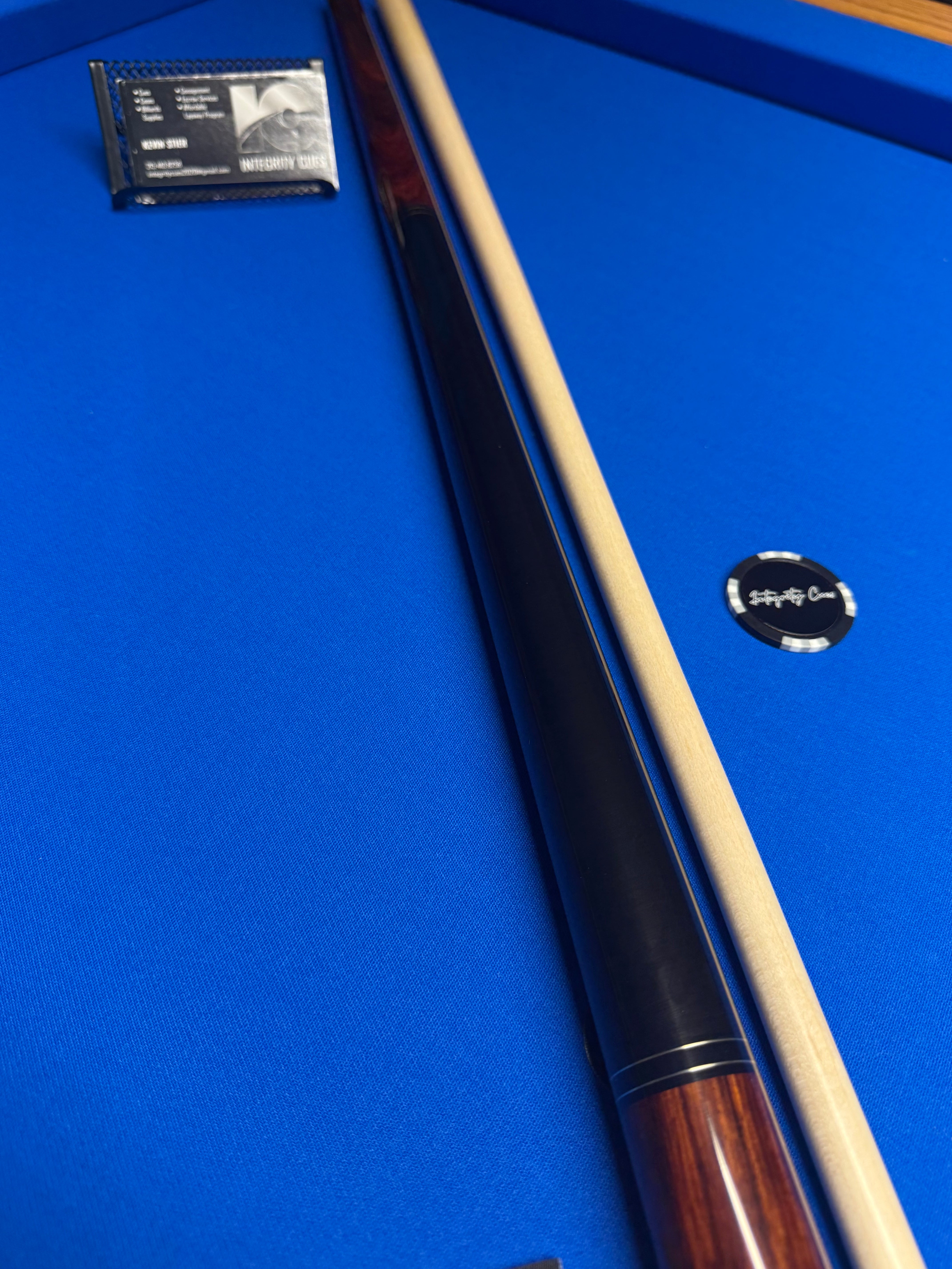 Schon 2400 Wrapless Cocobolo Elite Brand New Cue