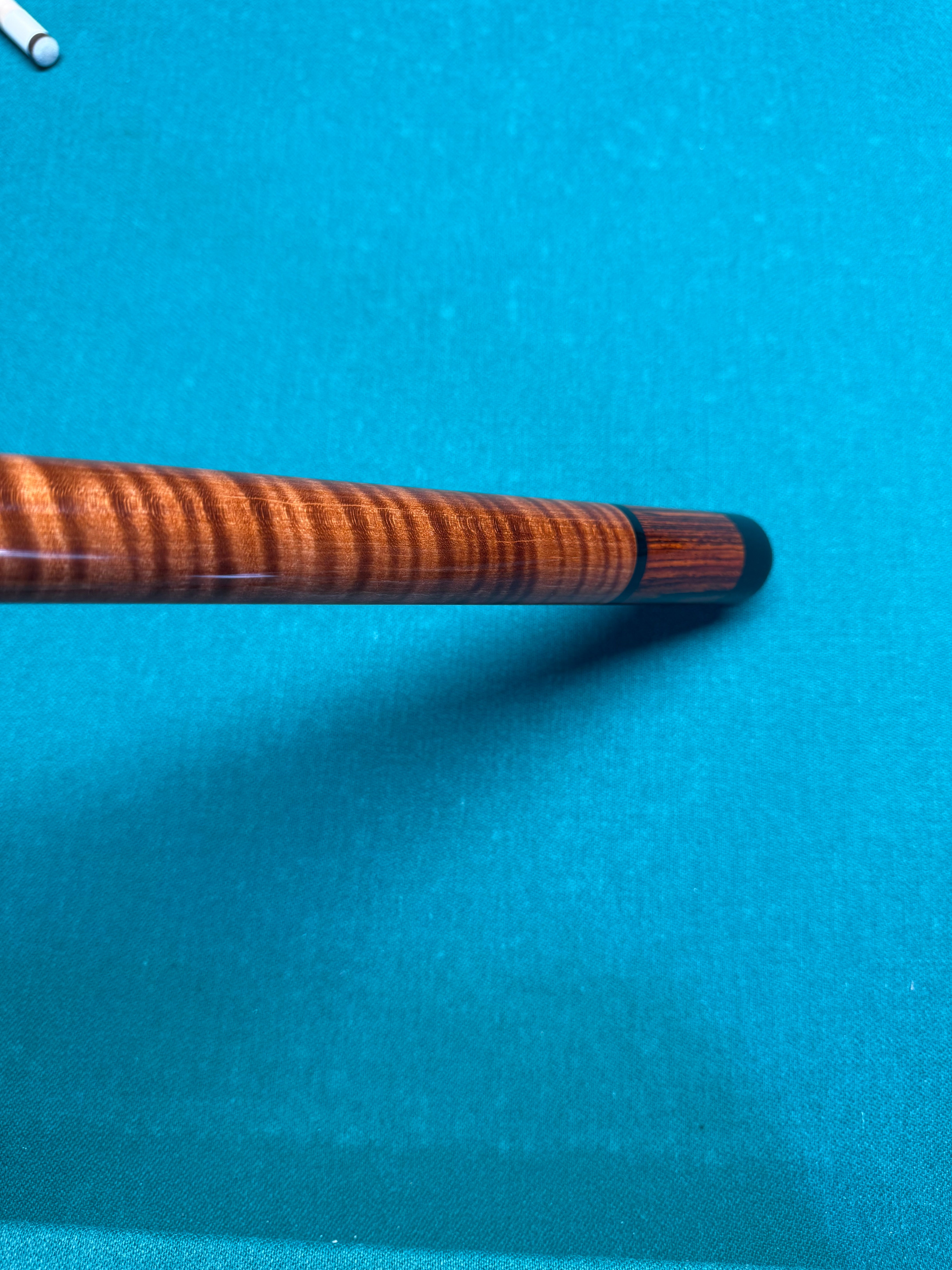 Joss Wrapless Hustler