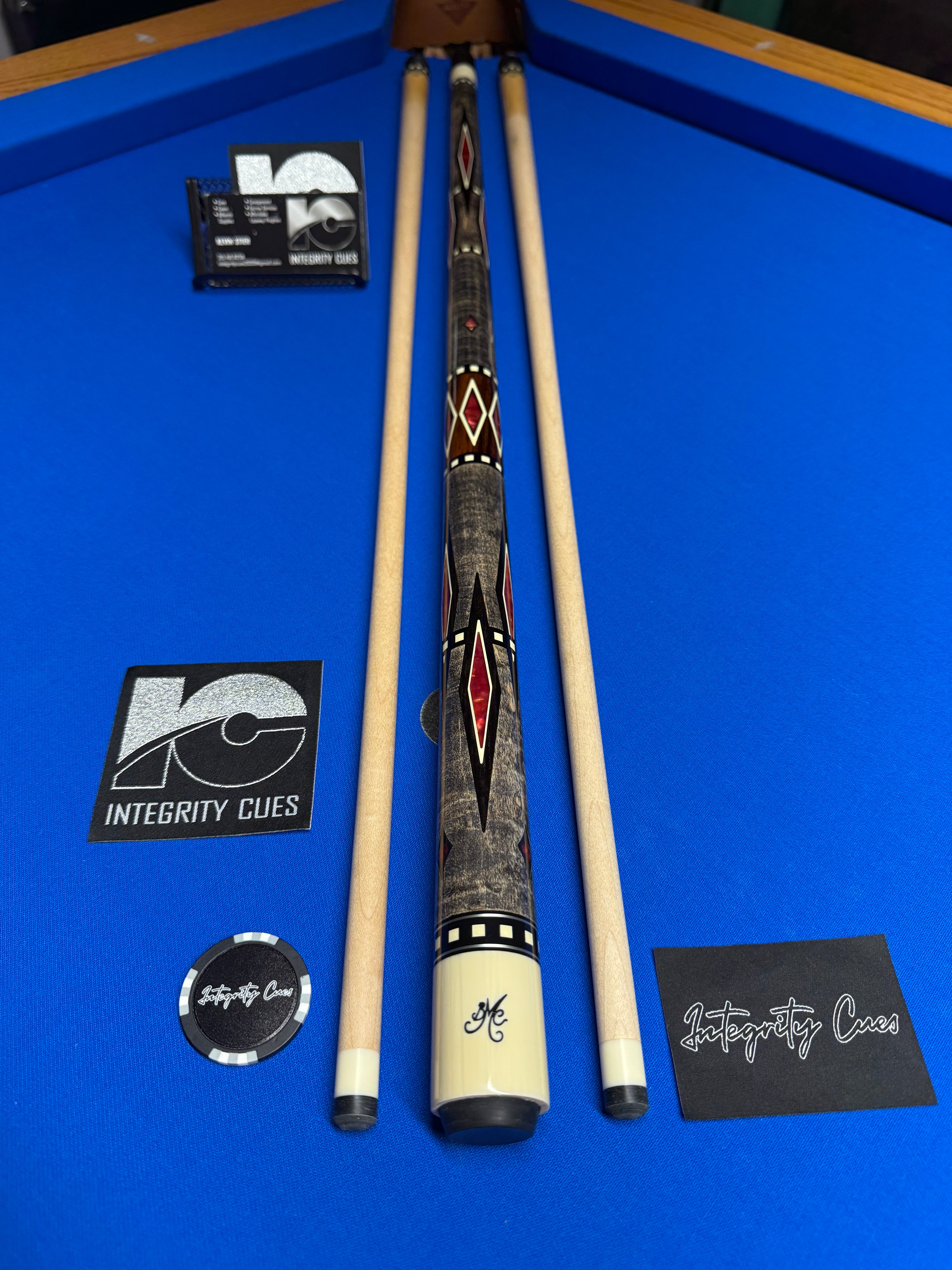 Meucci BMC Diamond Cue W (2) Shafts