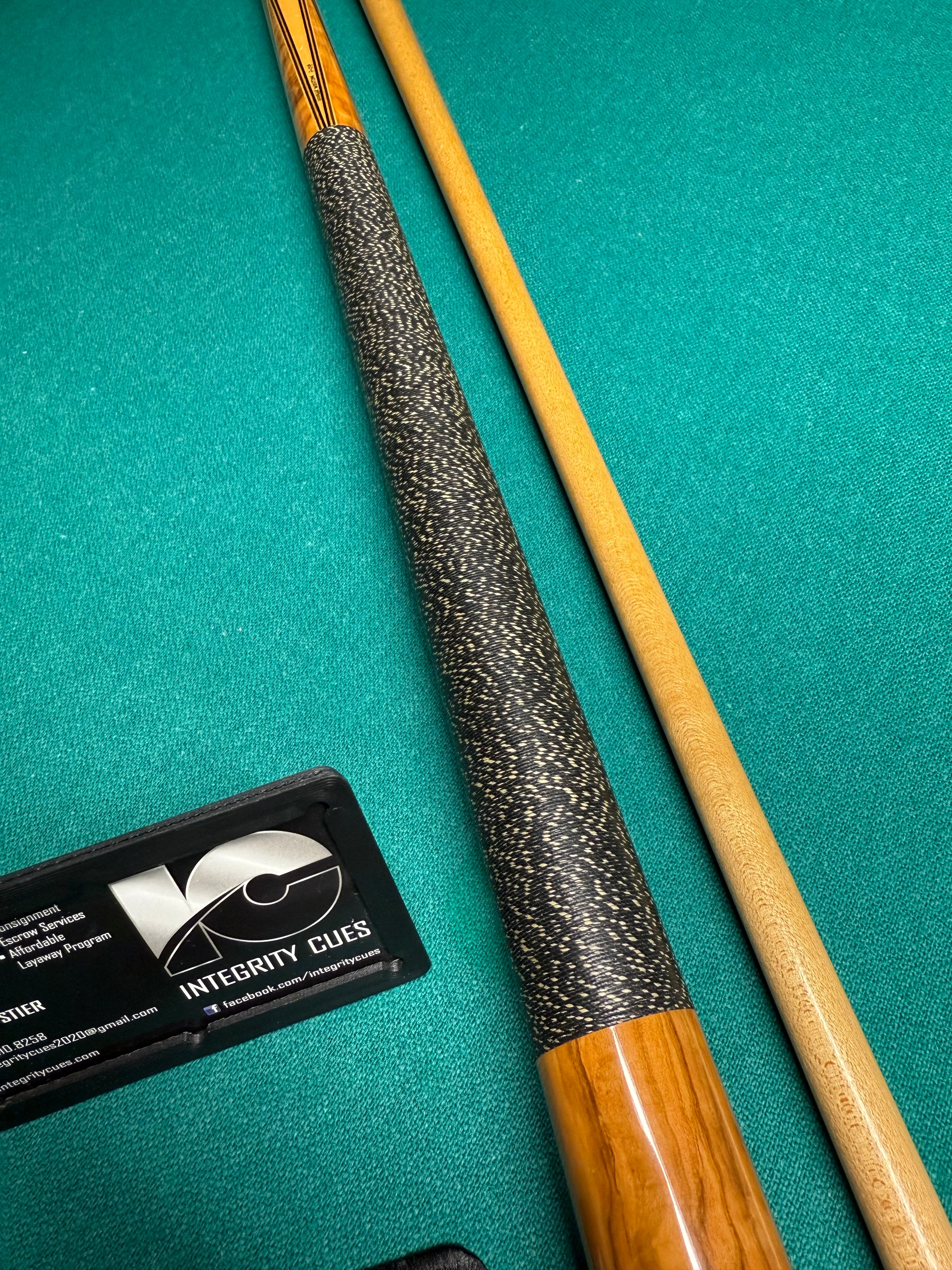 George Weston 3-08 Custom Cue