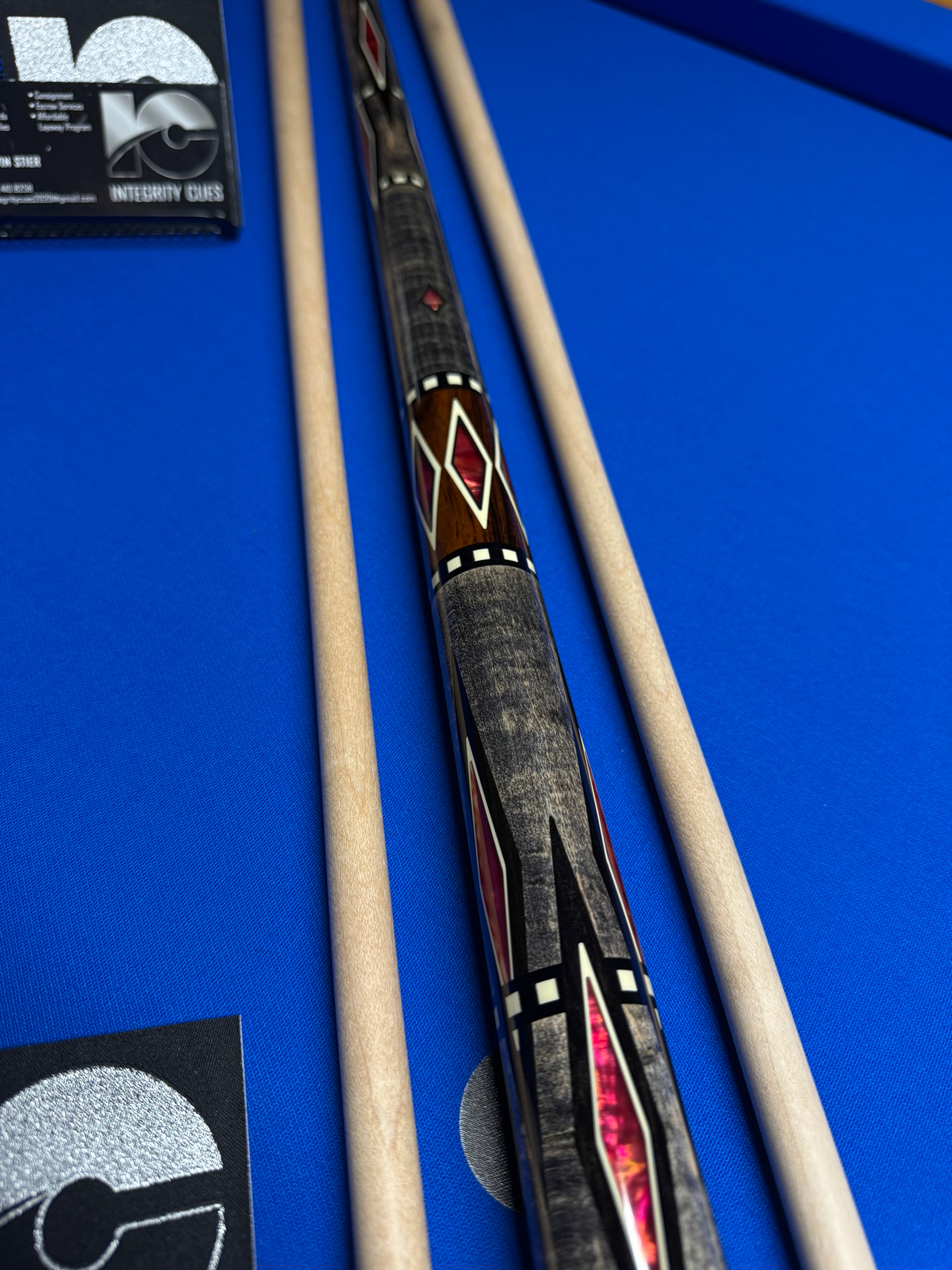 Meucci BMC Diamond Cue W (2) Shafts