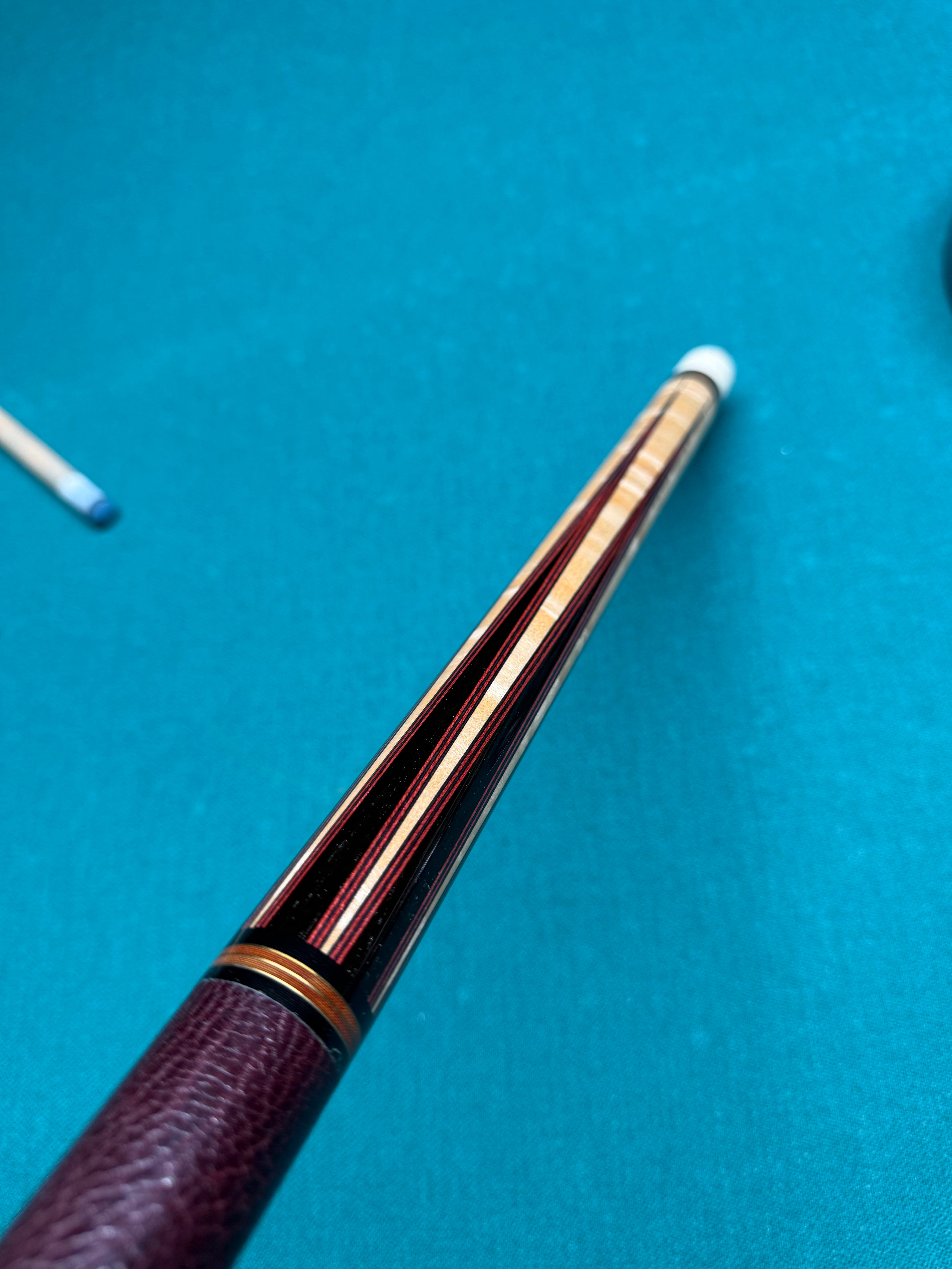 Mike Lambros Preowned 6 Pointer Birdseye Custom Cue