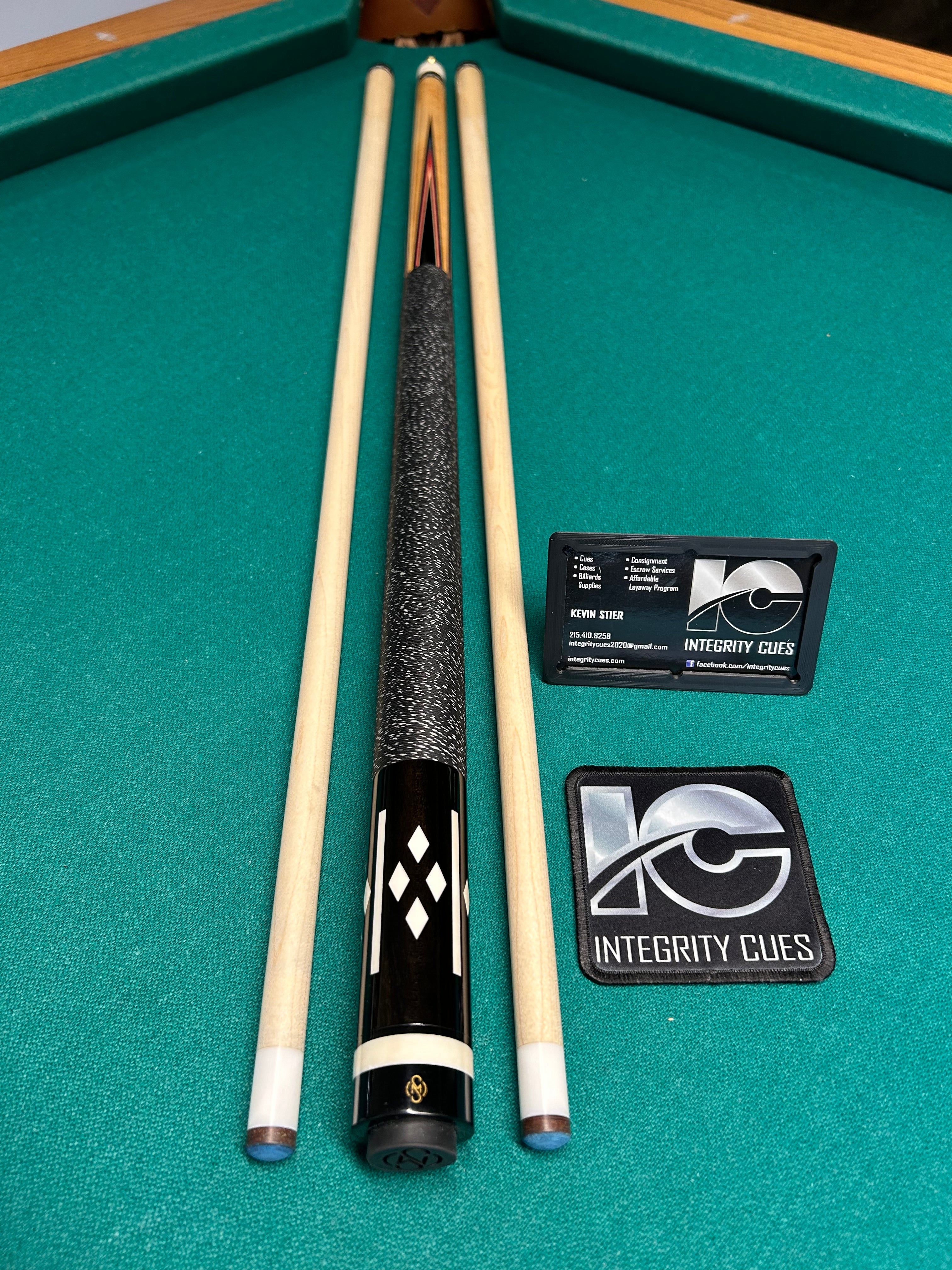Mike Stacy 4 Point Custom Cue
