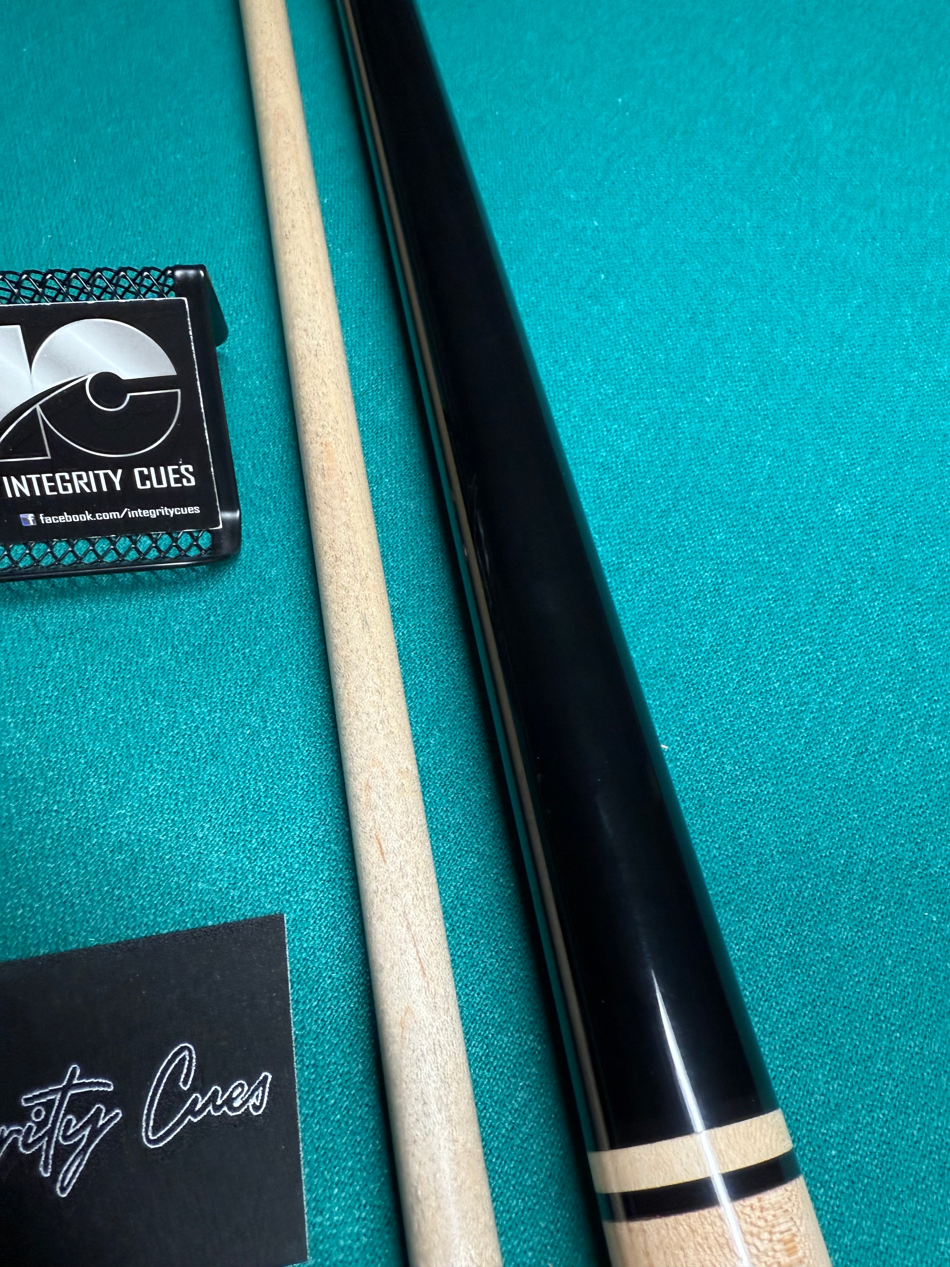 Dufferin Jump Break Cue Preowned