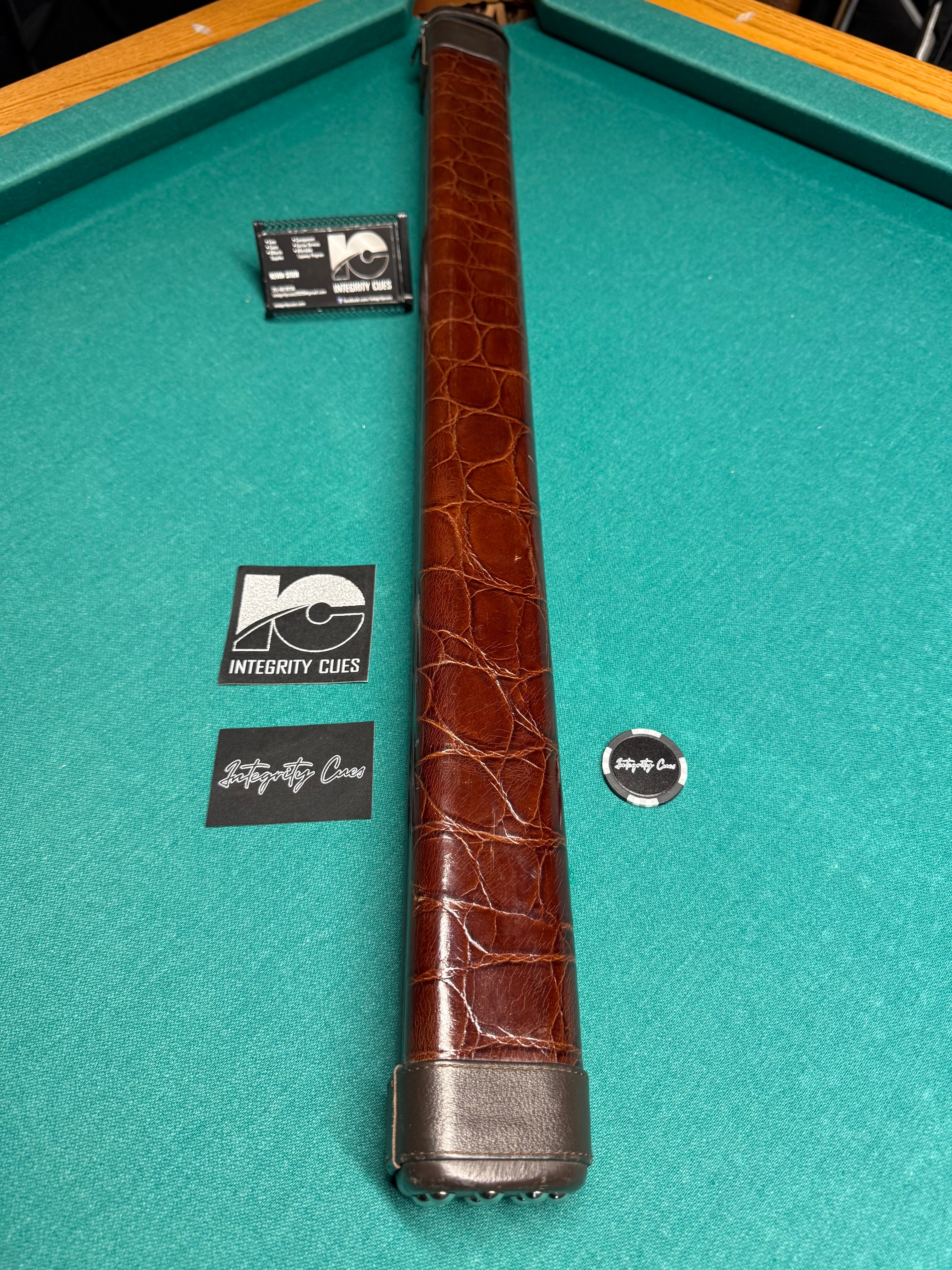 Whitten 1x2 Case Preowned