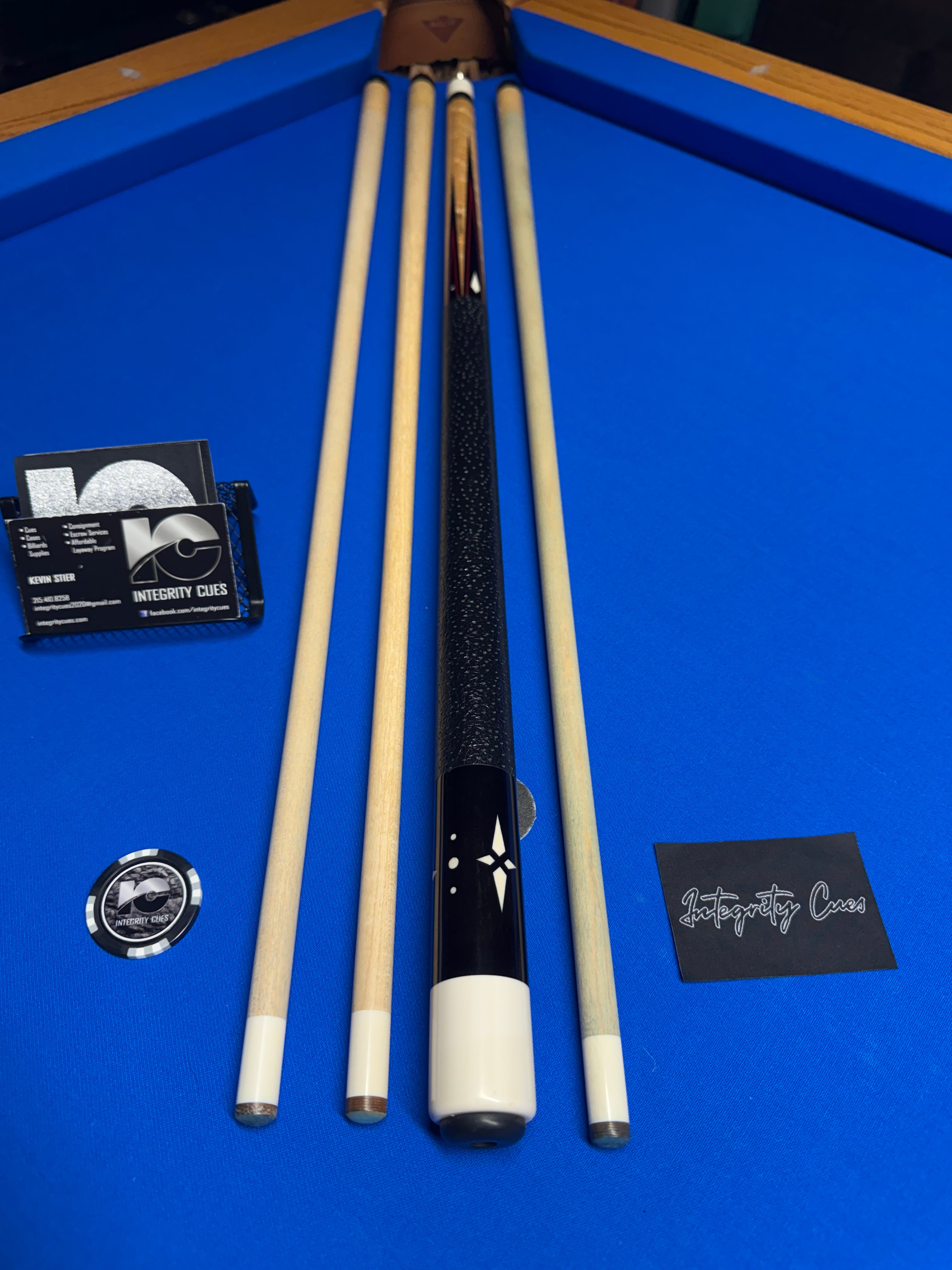 James White ‘06 Preowned Big Pin Custom W 3 Shafts