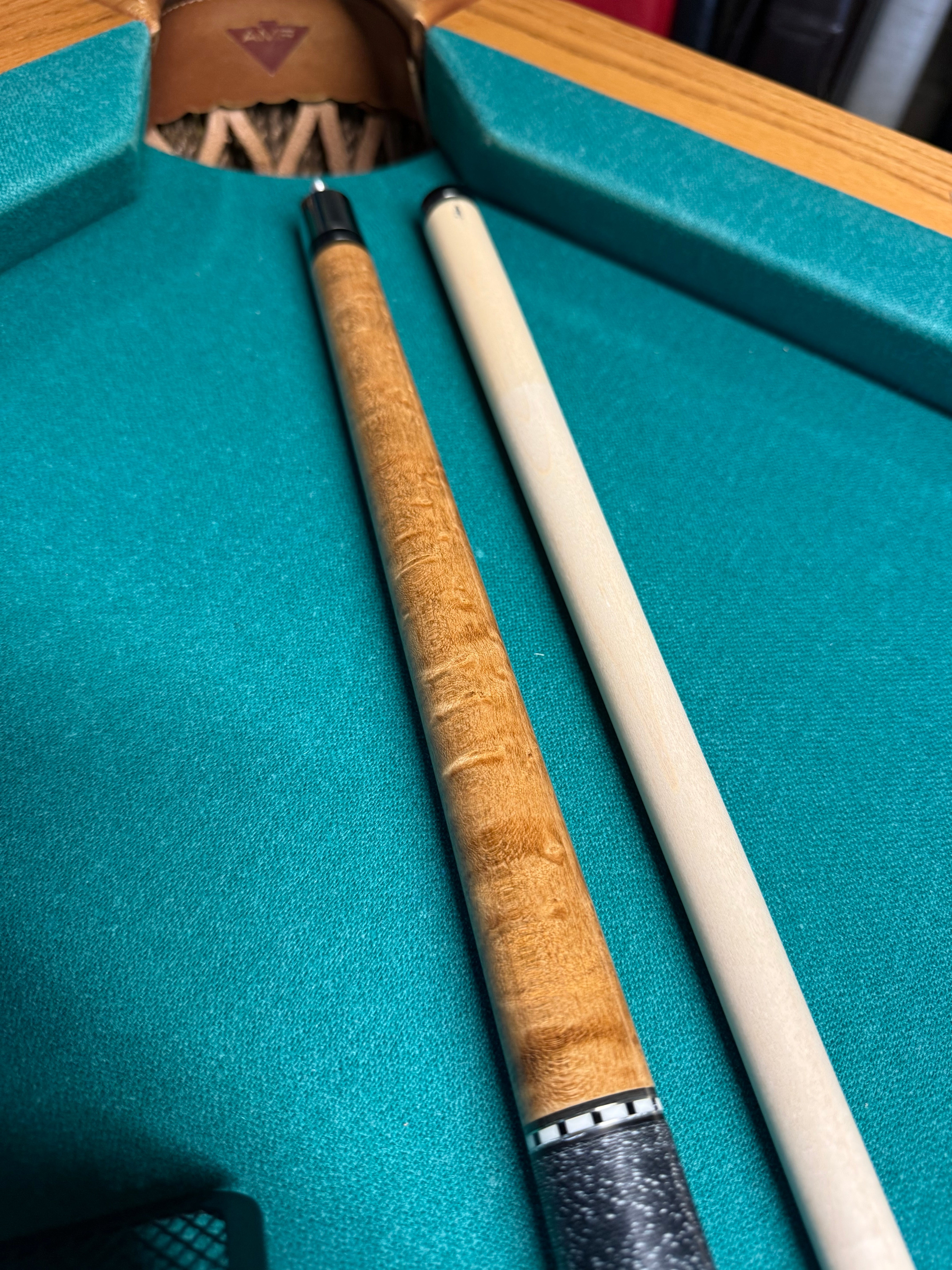 Schon STL-1 Maple Brand New