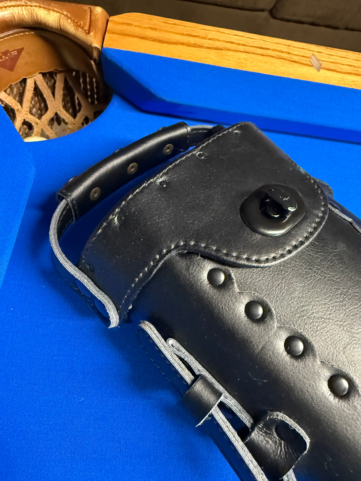 Instroke Blackout 3/7 Case