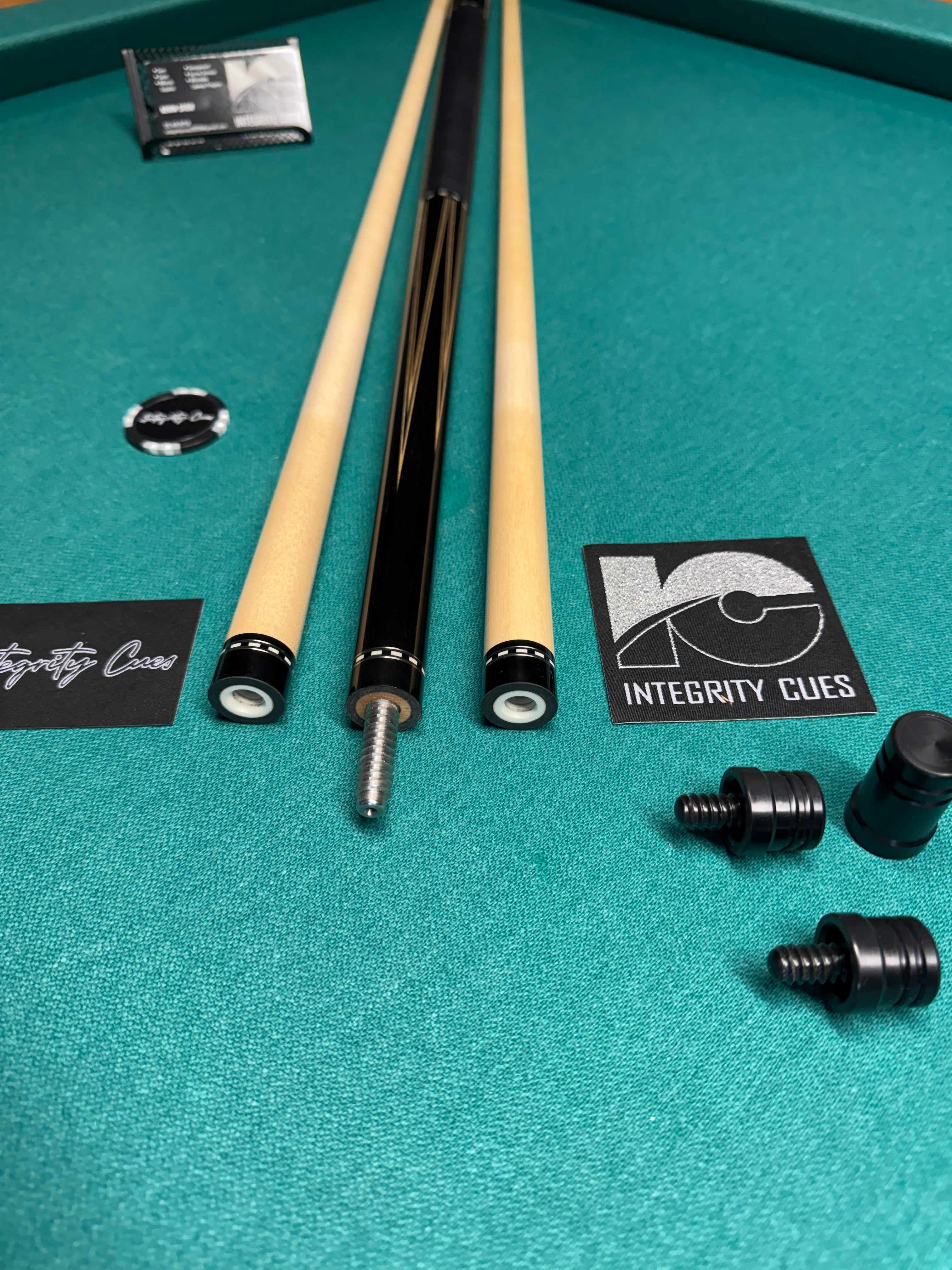 Ariel Carmeli 2018 Ebony on Ebony