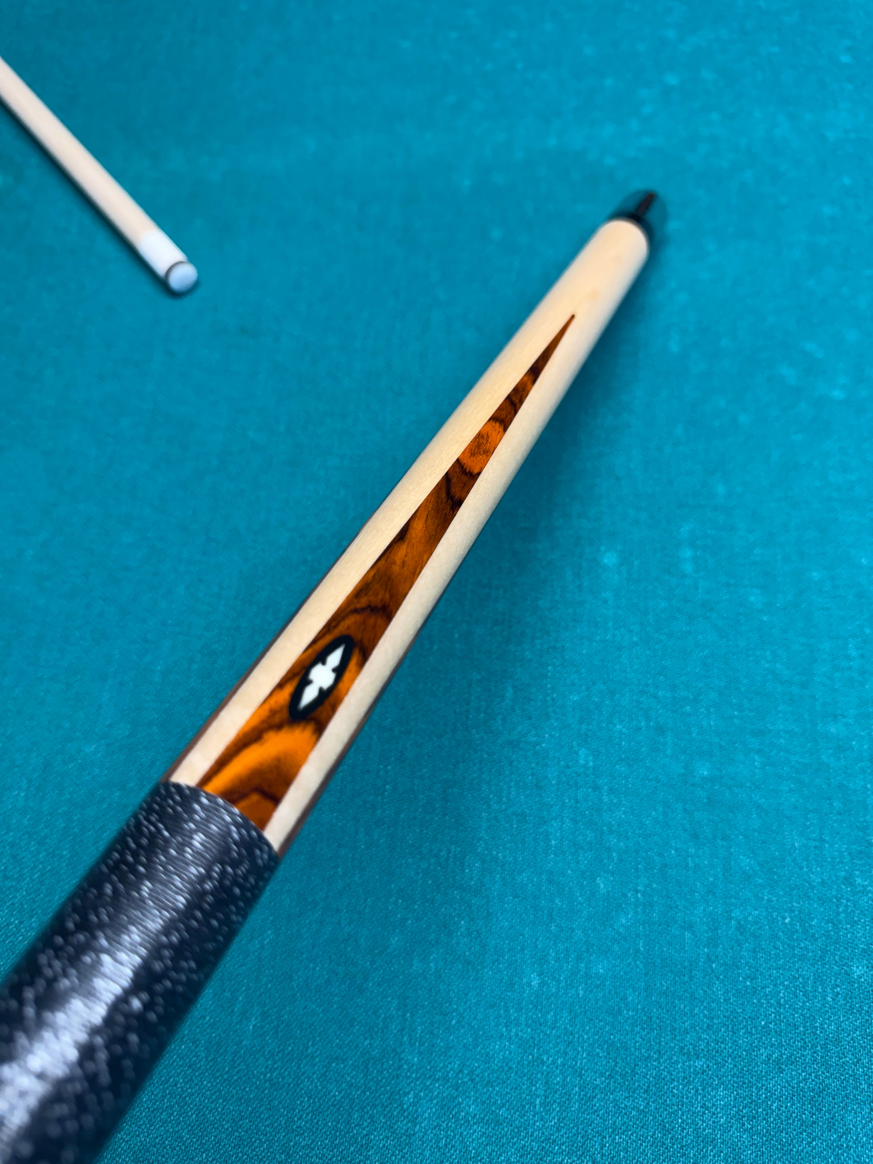 Joss J5331 Custom 4 Pointer