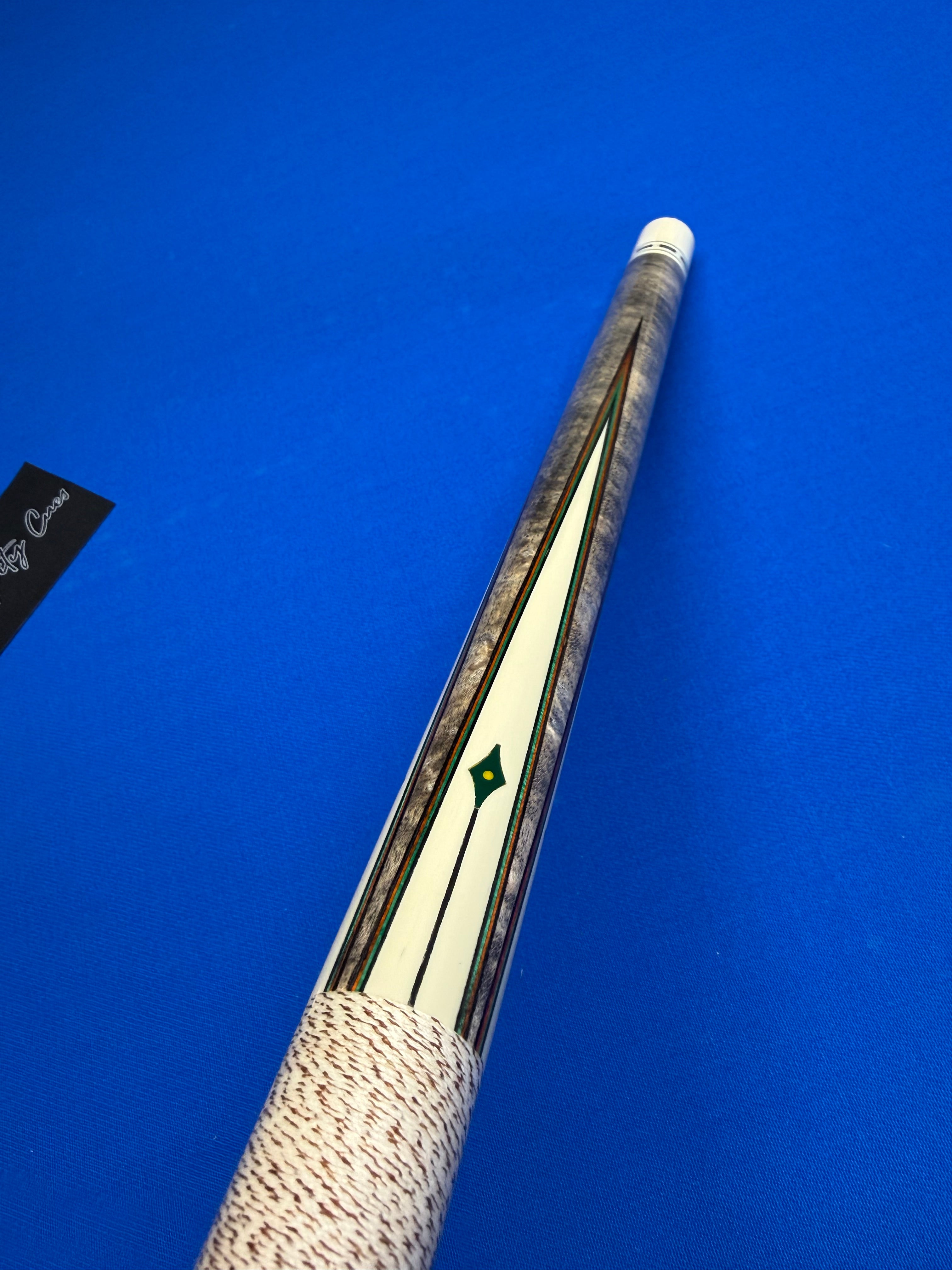 Meucci 97-12 W Black Dot Shaft Unchalked
