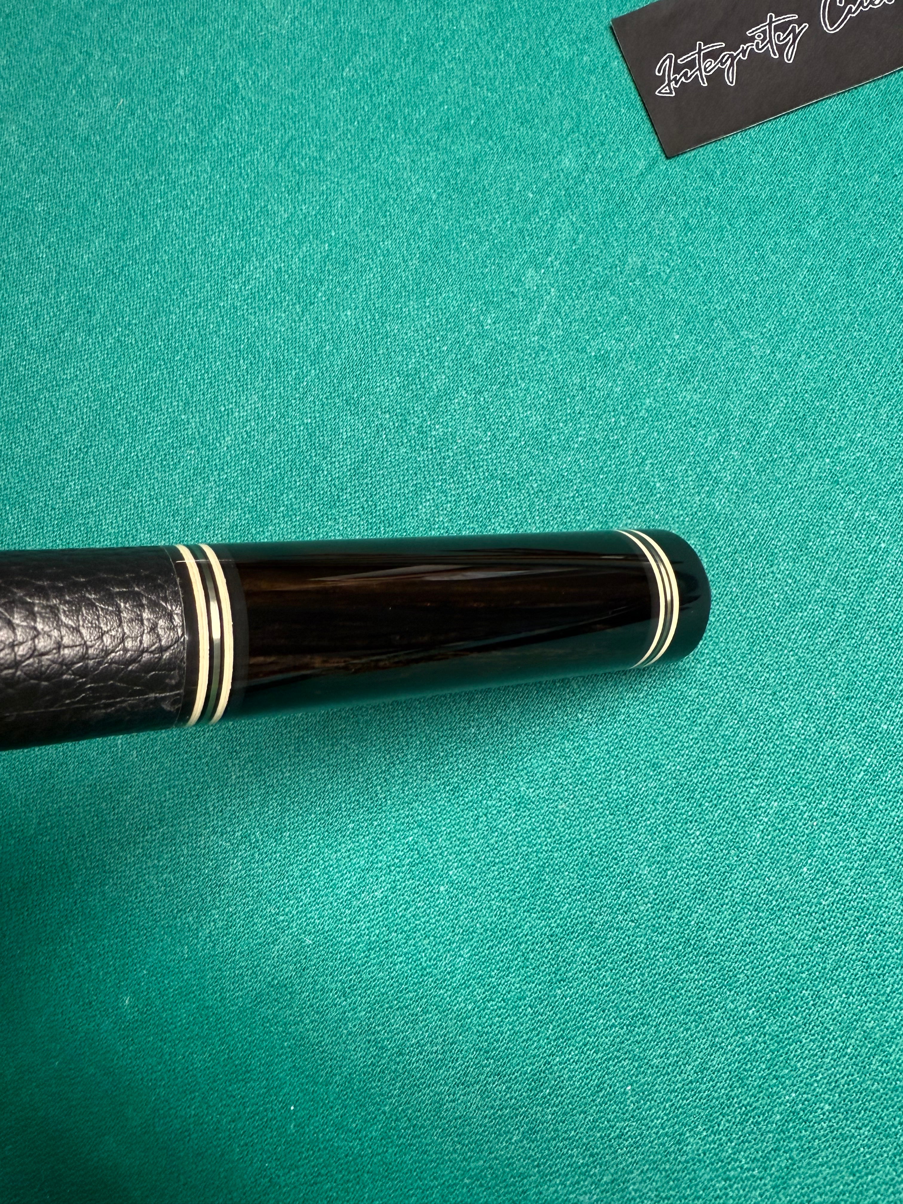 MC Custom Cues from the Carmeli Shop (African Blackwood)