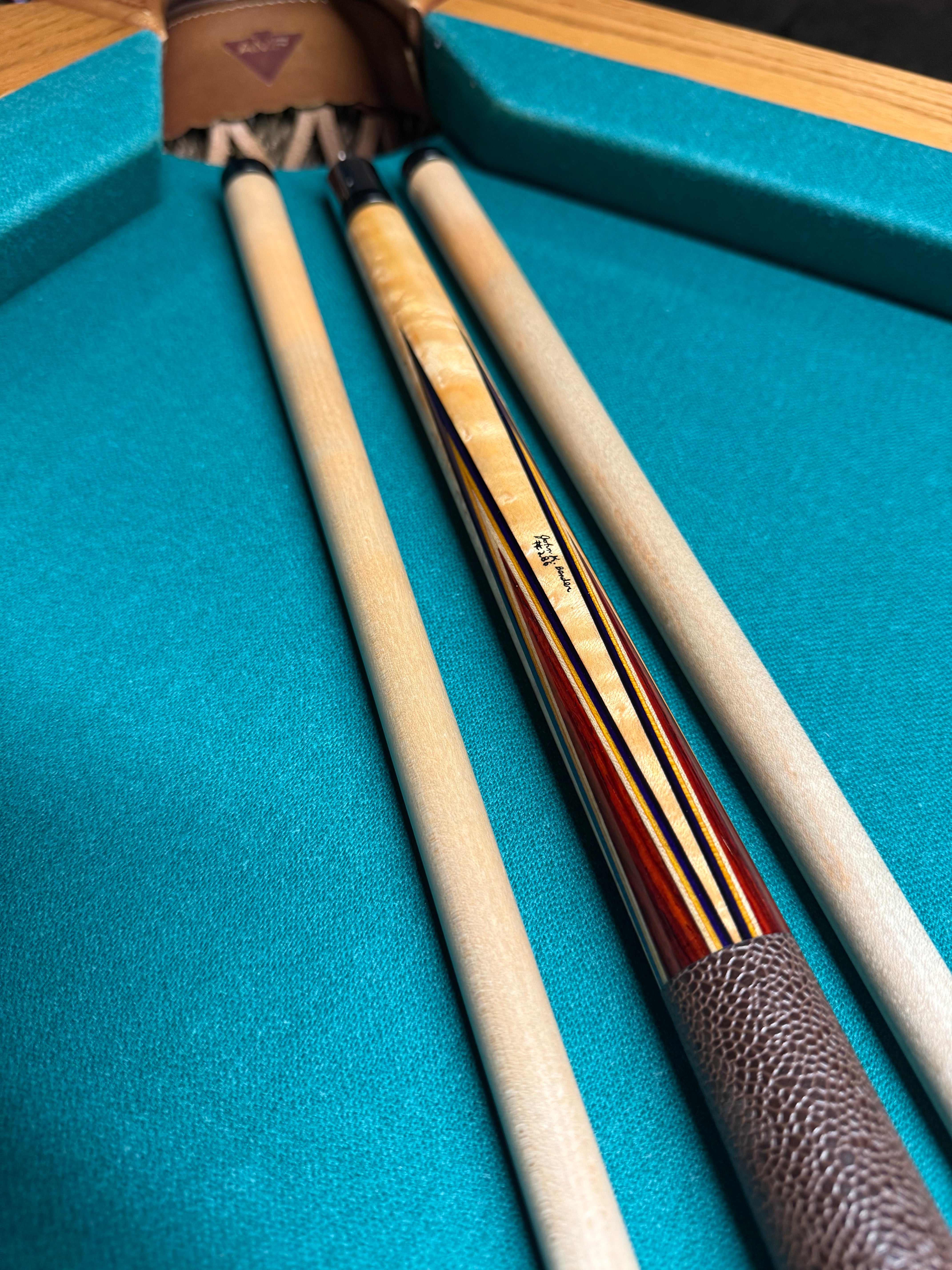John K Bender Cue # 286 Preowned