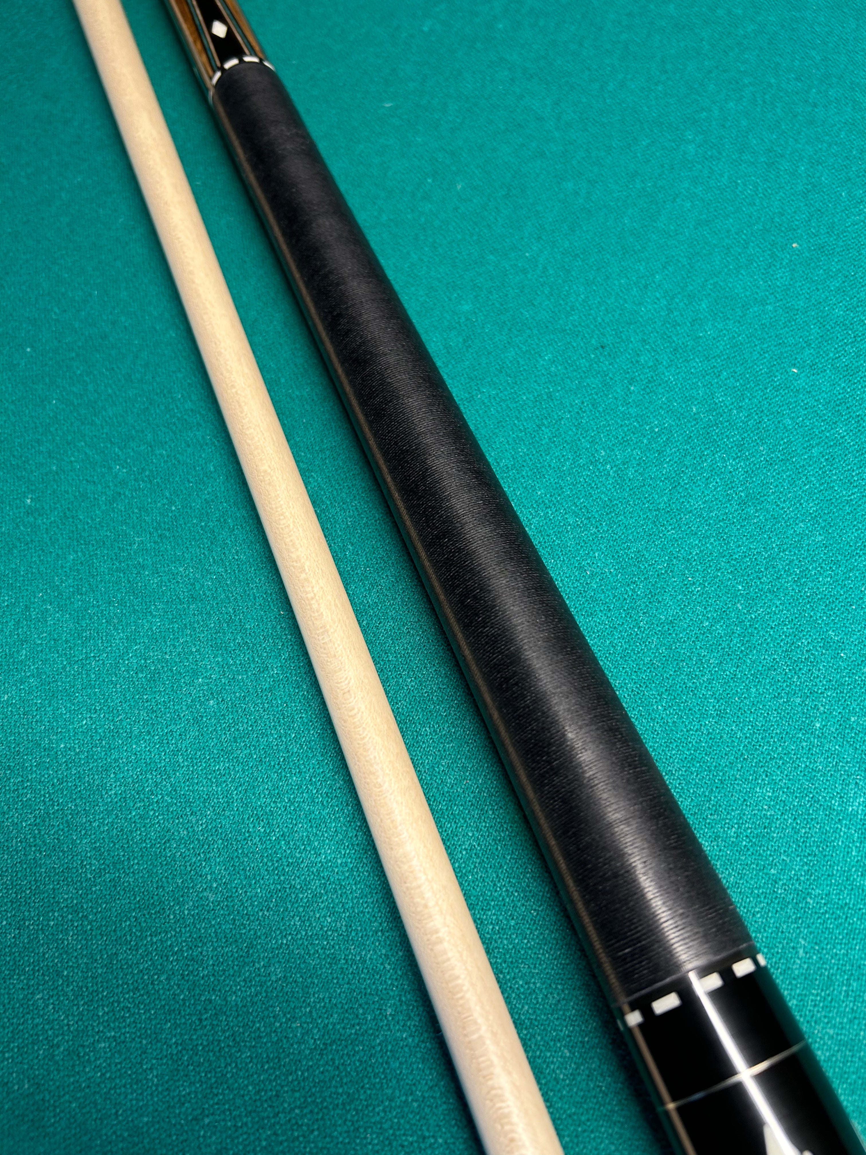 Schon STL10 Dark Stain Light Blue Maple