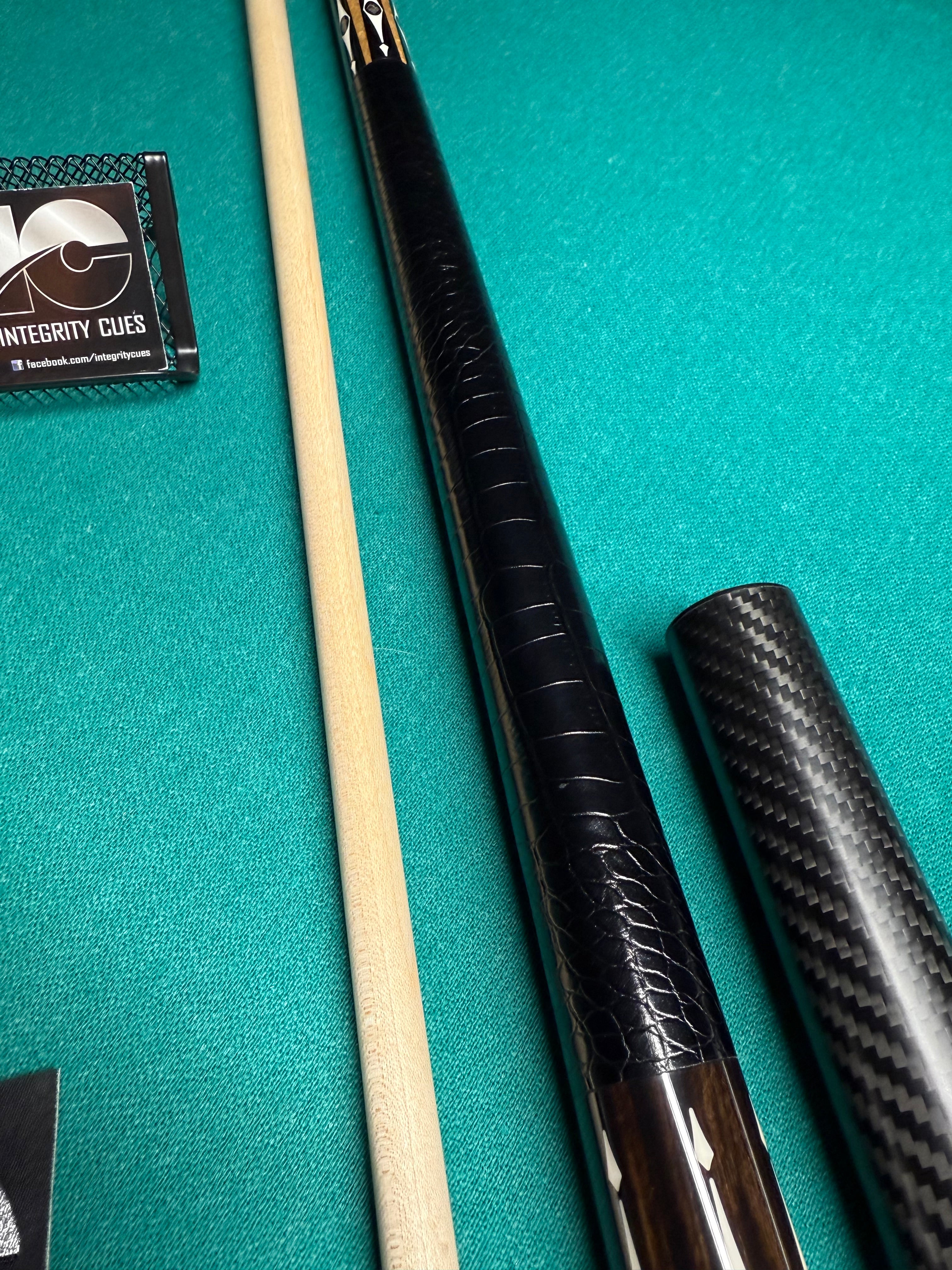 Schon CX-75 Preowned W Rick Roper Extension