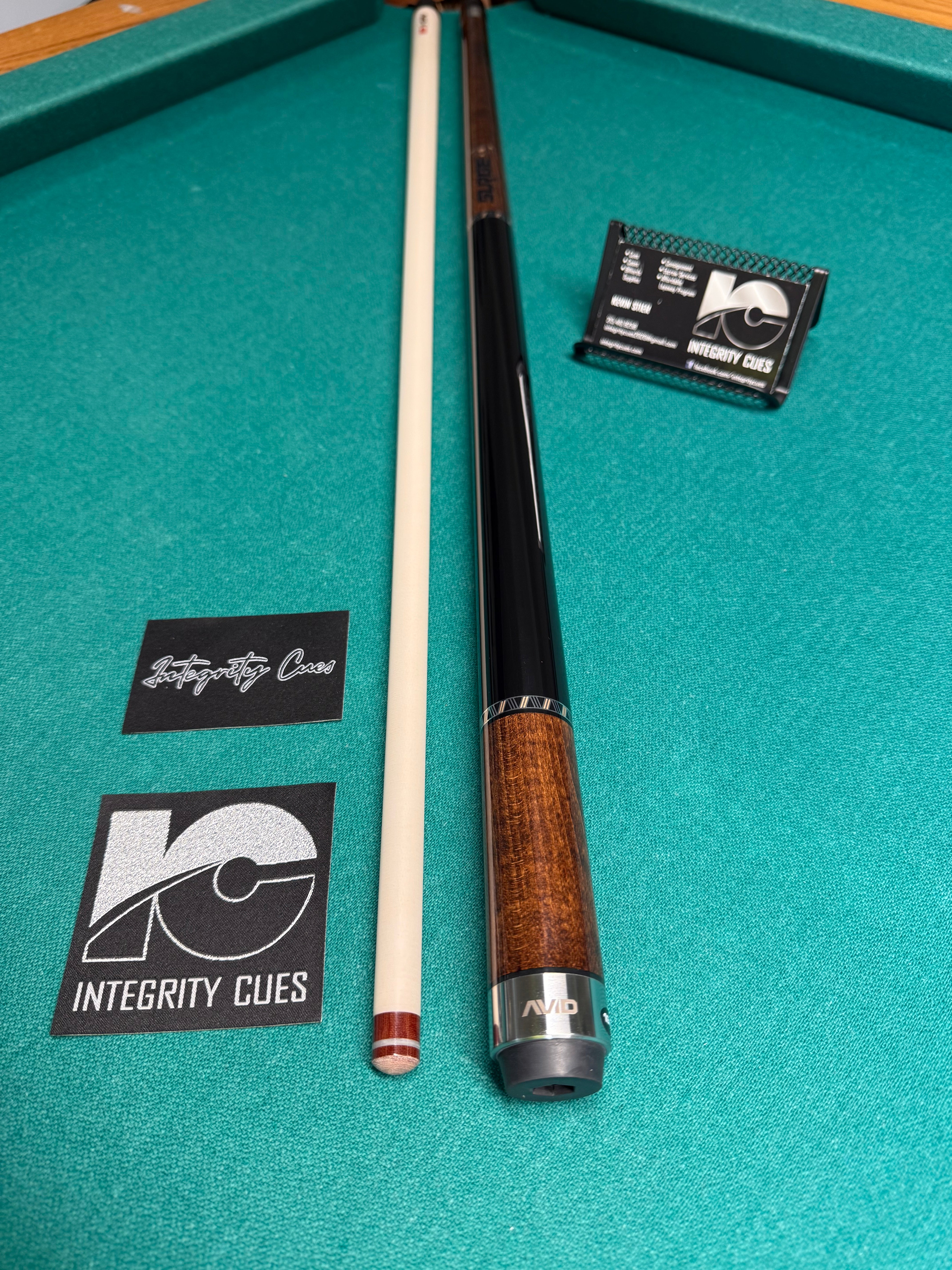 Cuetec Avid Surge Brown Break Cue