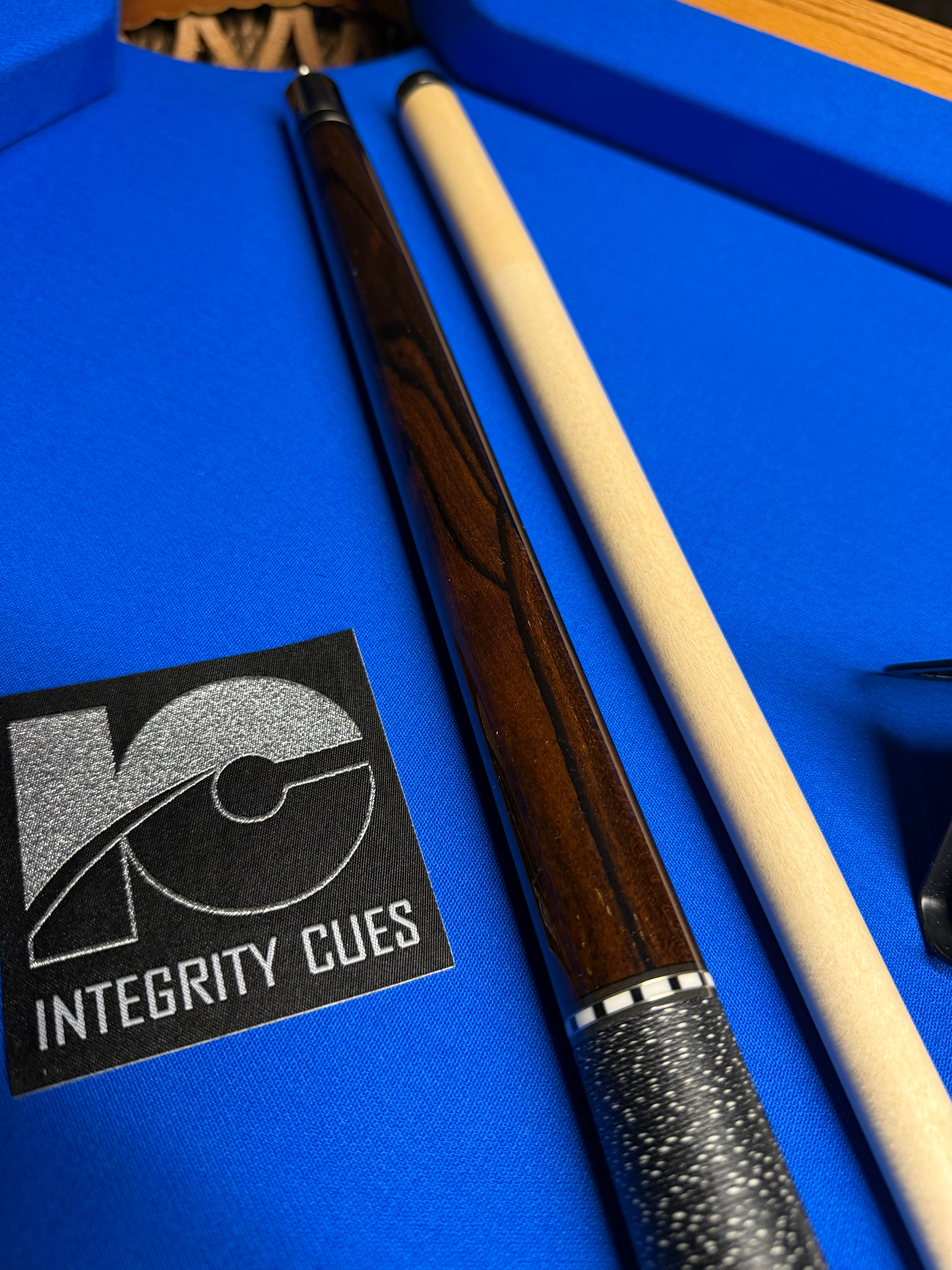 Schon STL-1 E Exotic  Olivewood Refinished