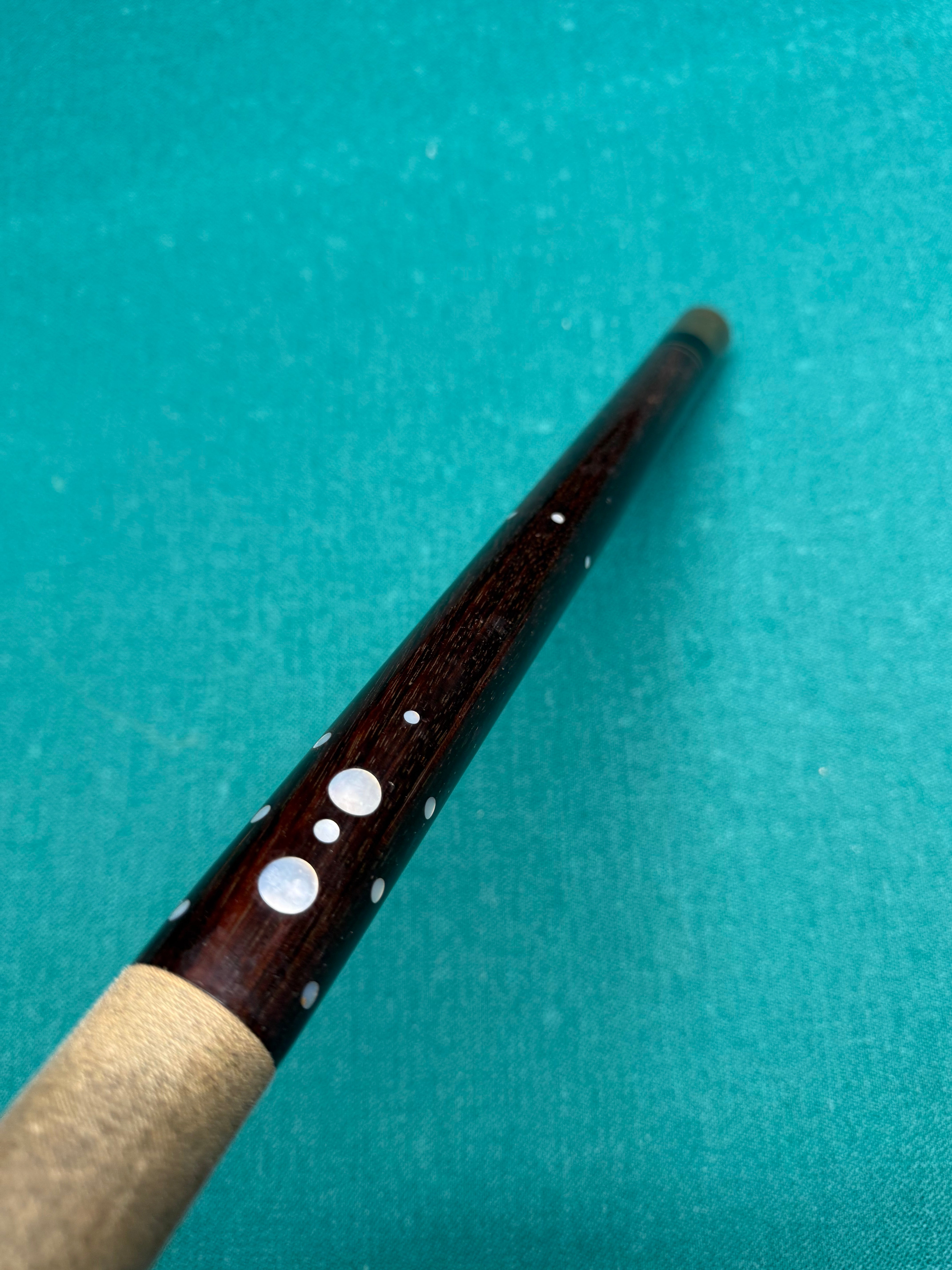 Vintage Adam AH-22 Cue Preowned