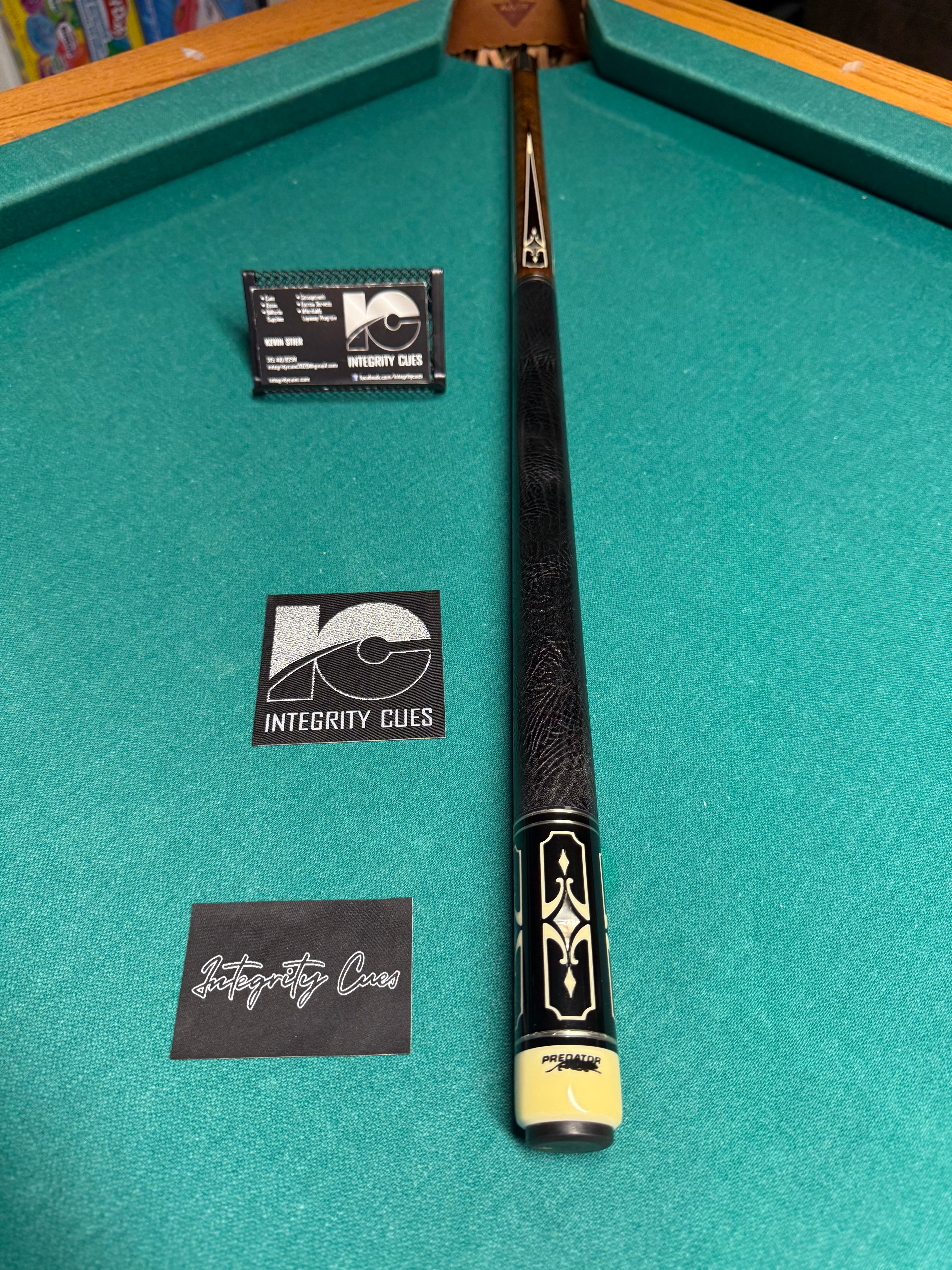 Predator Preowned 2k6 BUTT ONLY