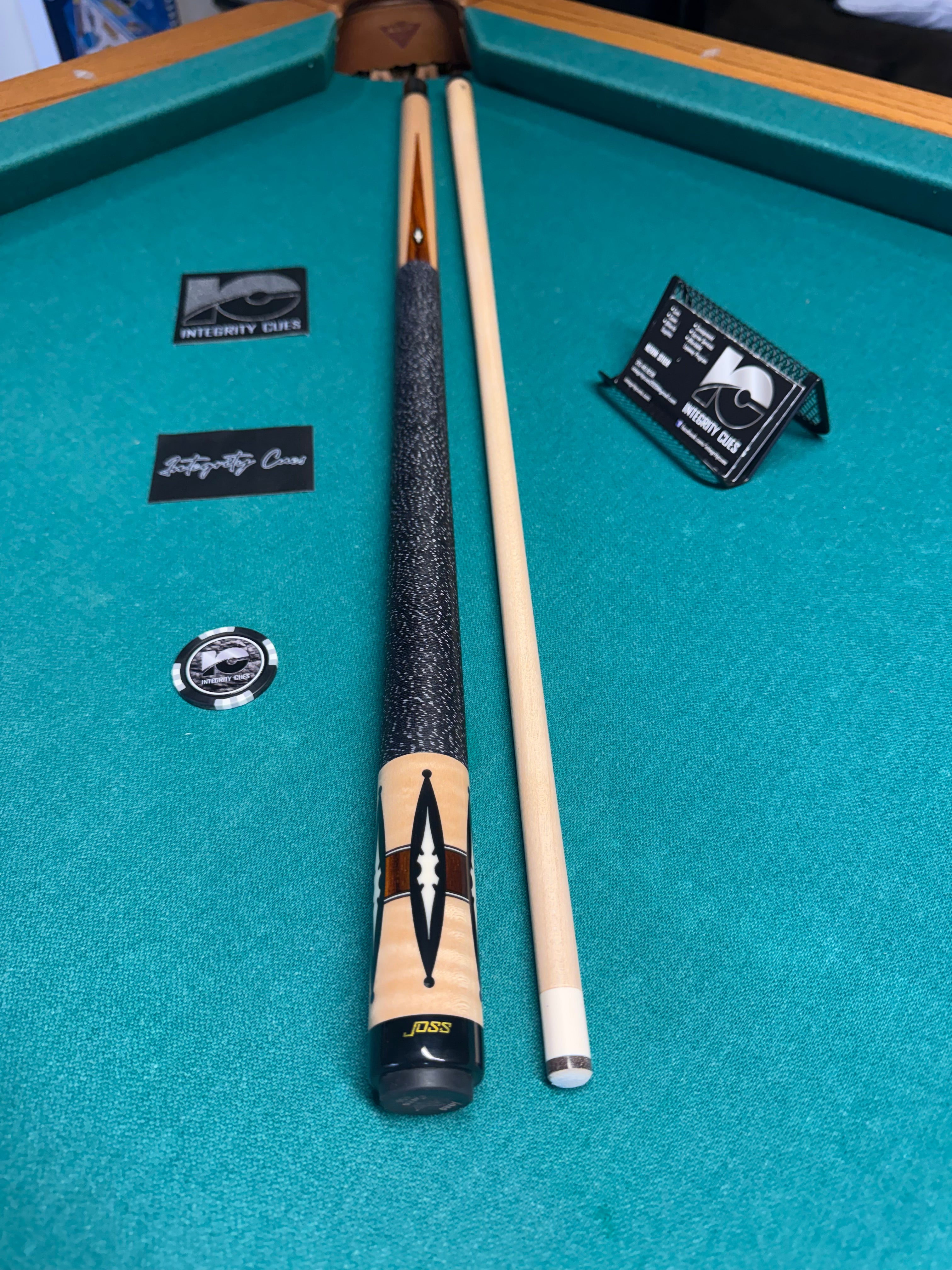 Joss J5331 Custom 4 Pointer