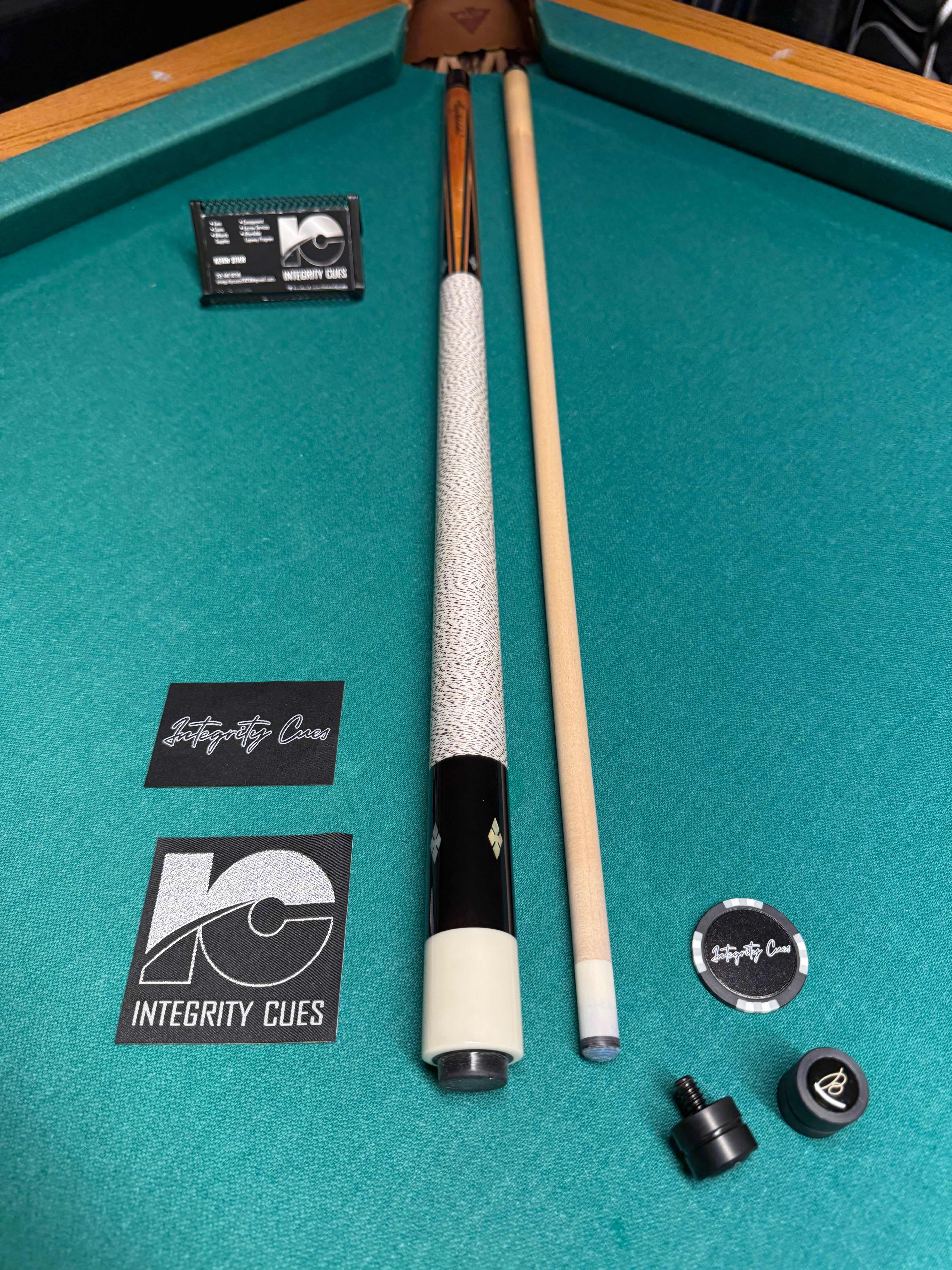 George Balabushka Company Cue