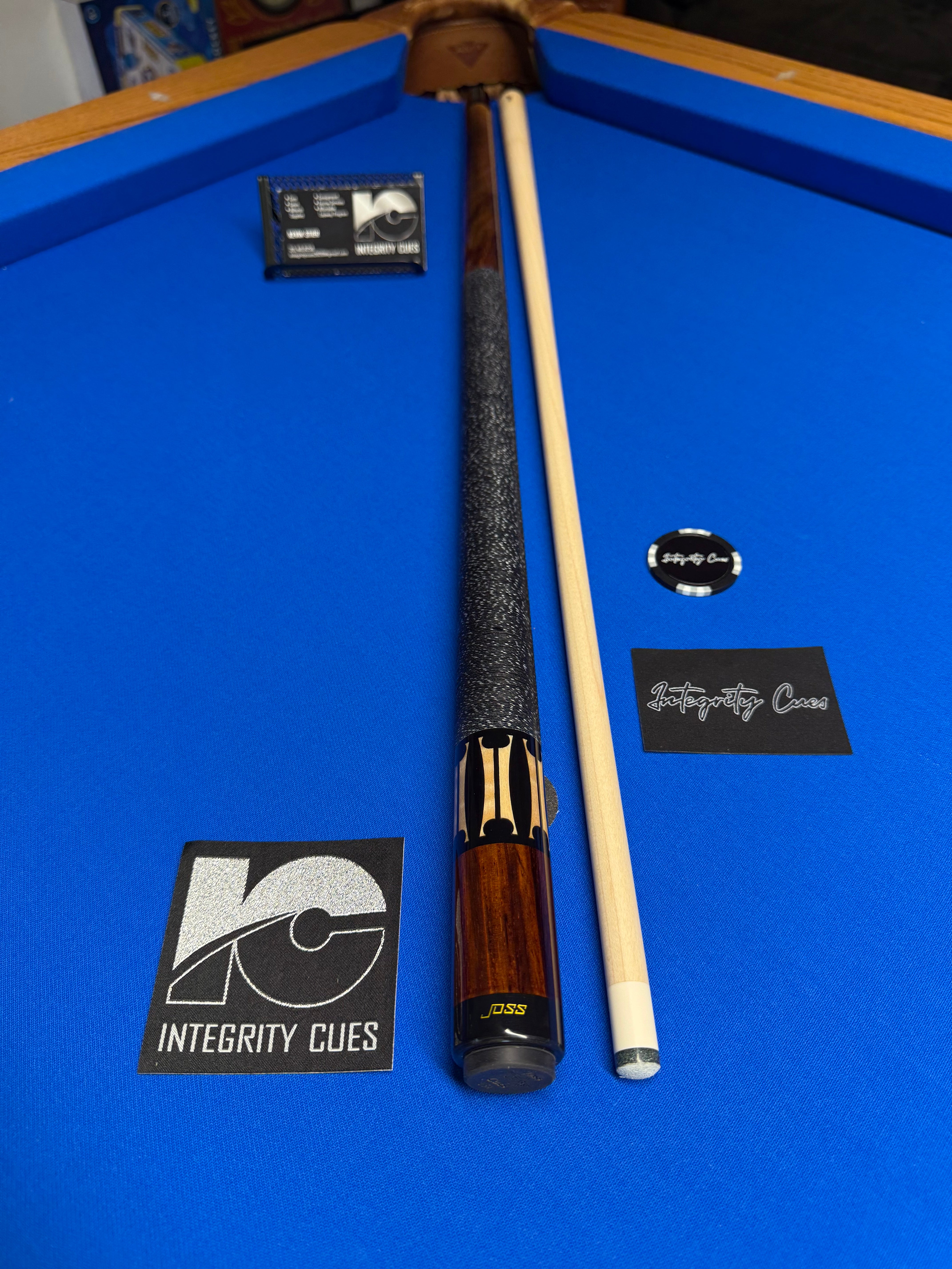 Joss JH311 Cue Brand New