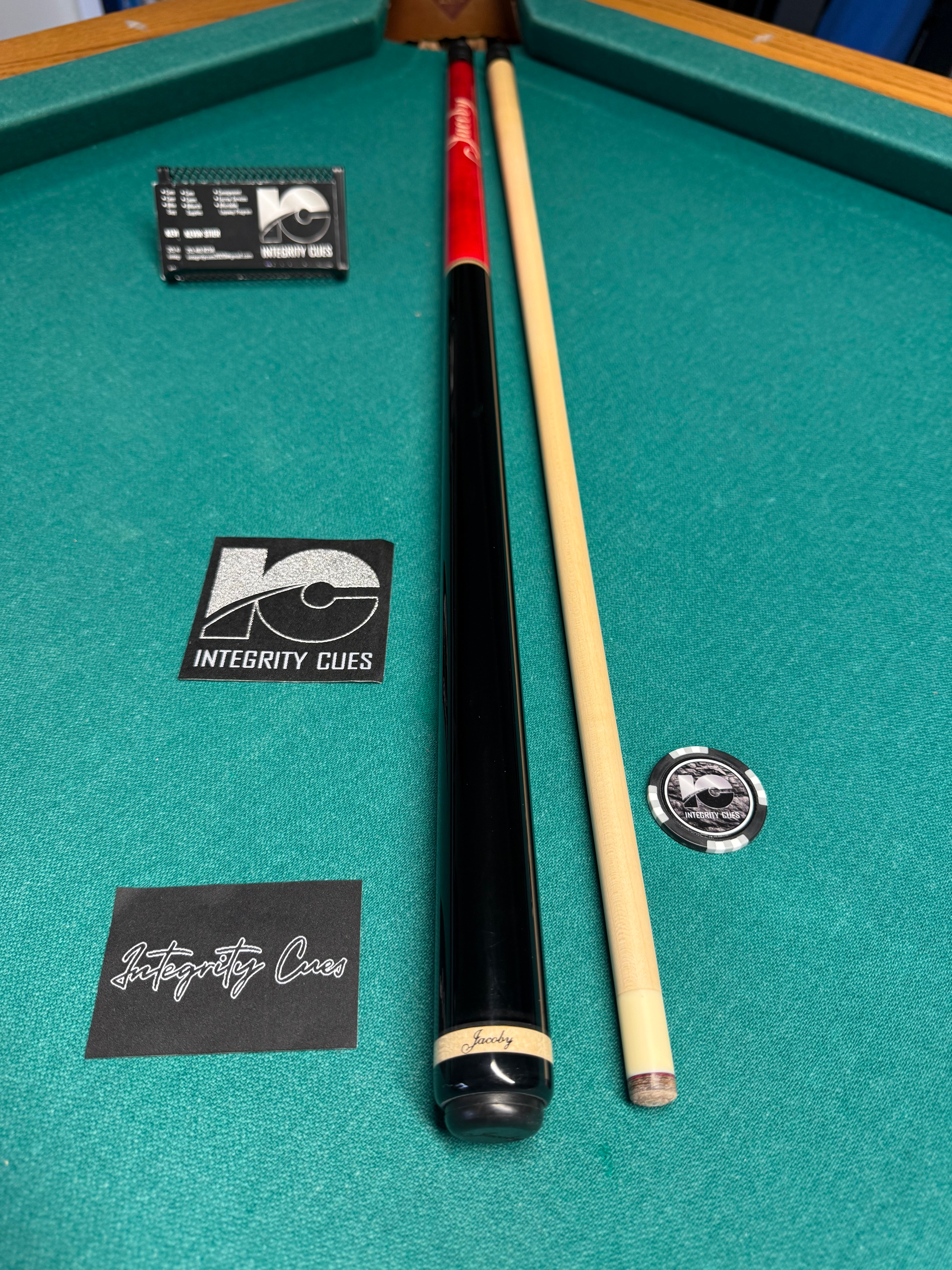 Jacoby MAG-1 Red Brand New Cue
