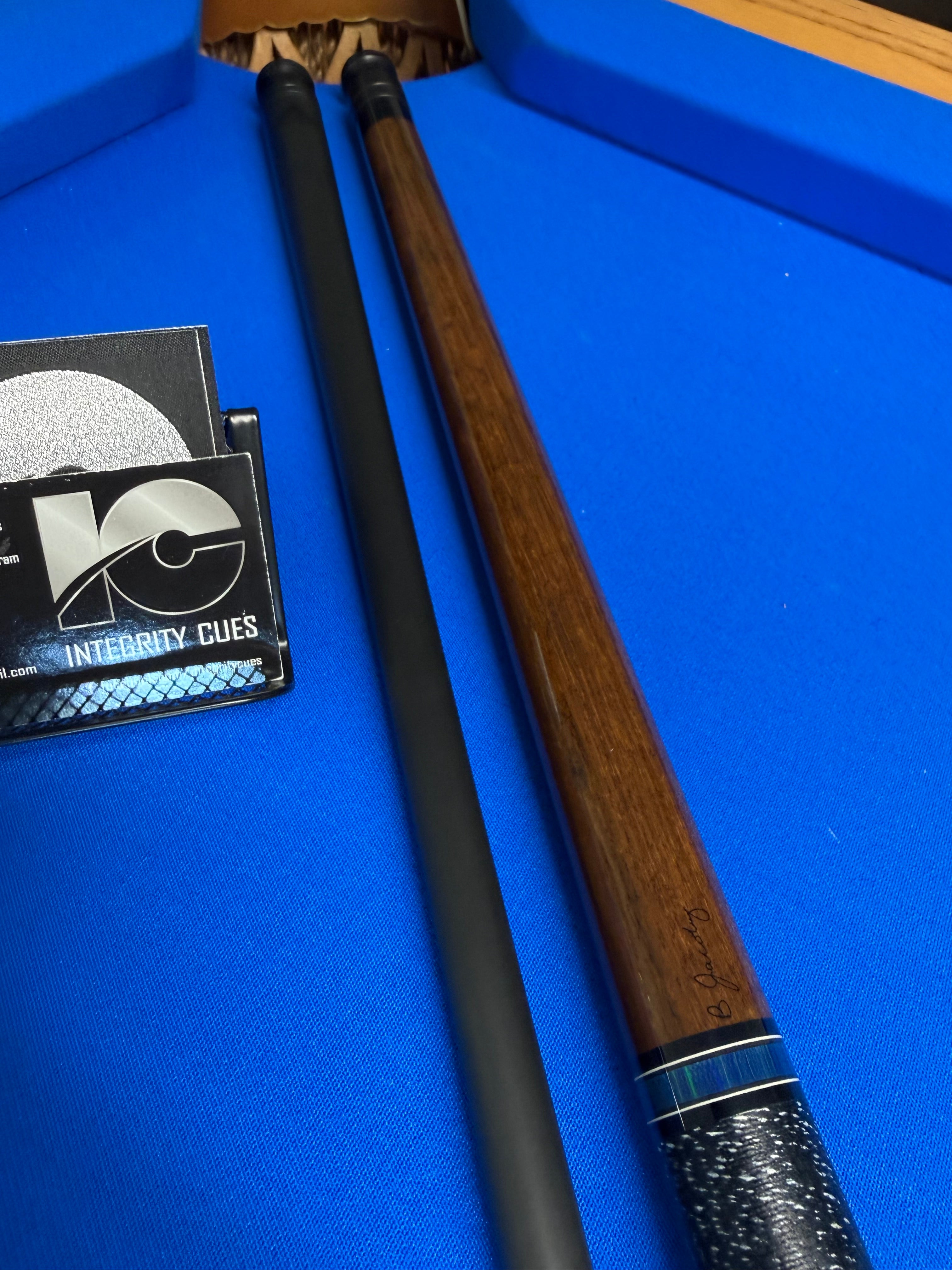 Jacoby Zircote W V5 Black Carbon Shaft Brand New