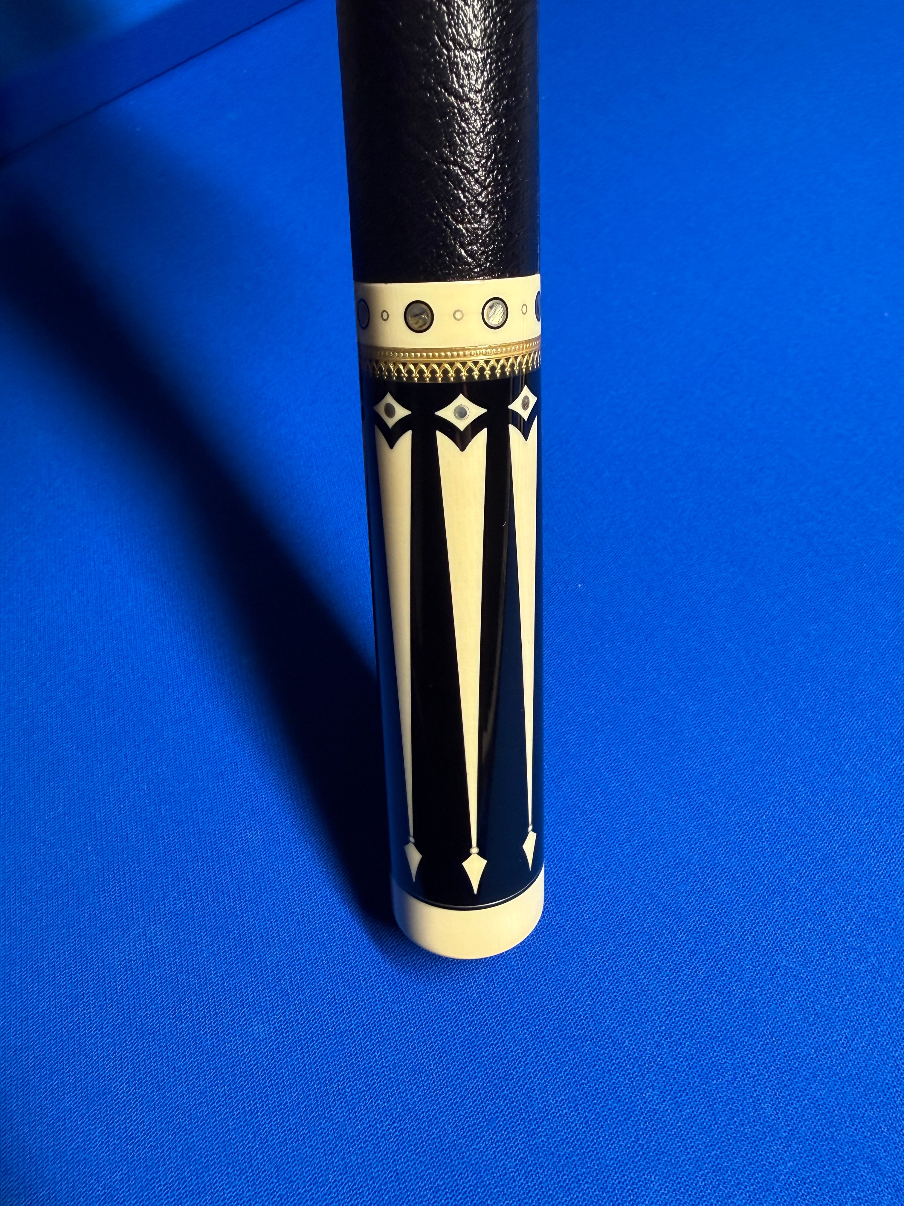 Bill McDaniel ⚫️⚪️⚫️ Masterpiece Custom W 4 Shafts