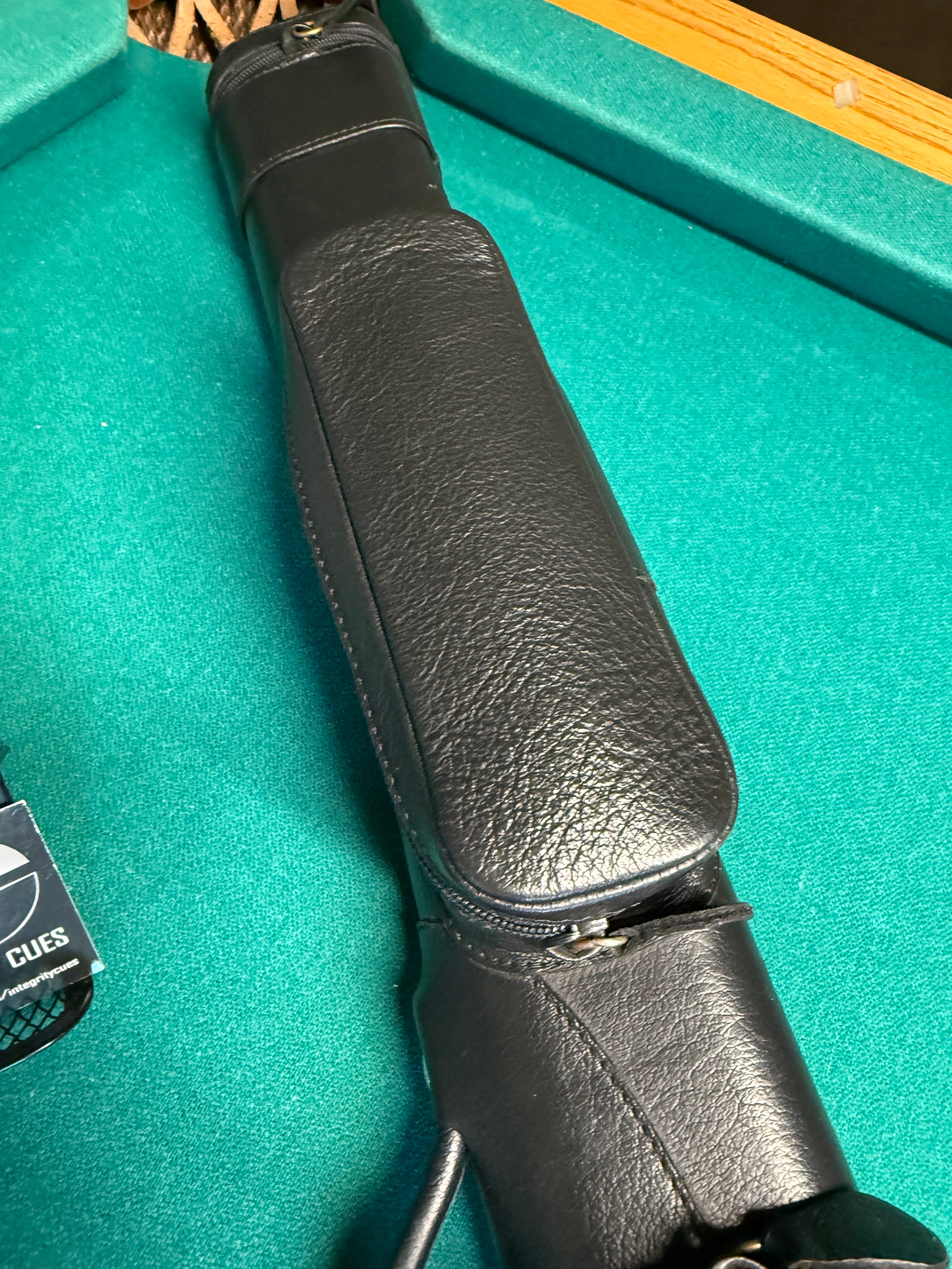 Whitten 1x2 W Pockets