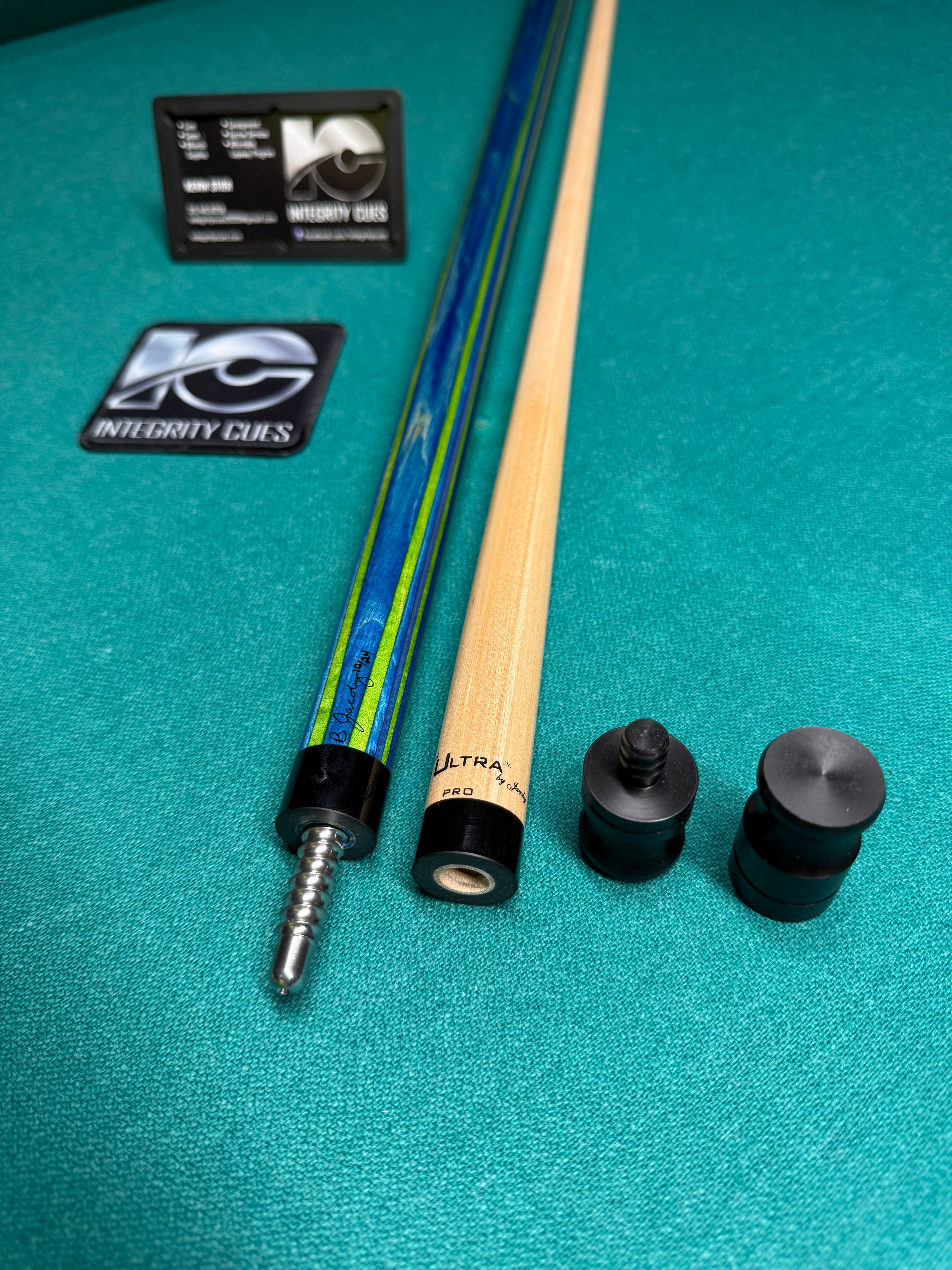 Jacoby Blue/Green Laminate W Ultra Pro Shaft