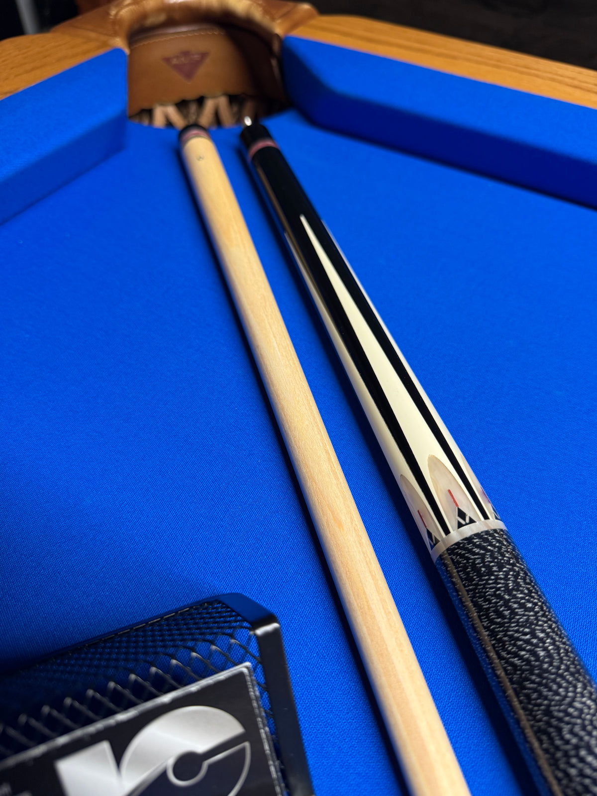 Meucci 97-21 Unchalked W Black Dot Shaft