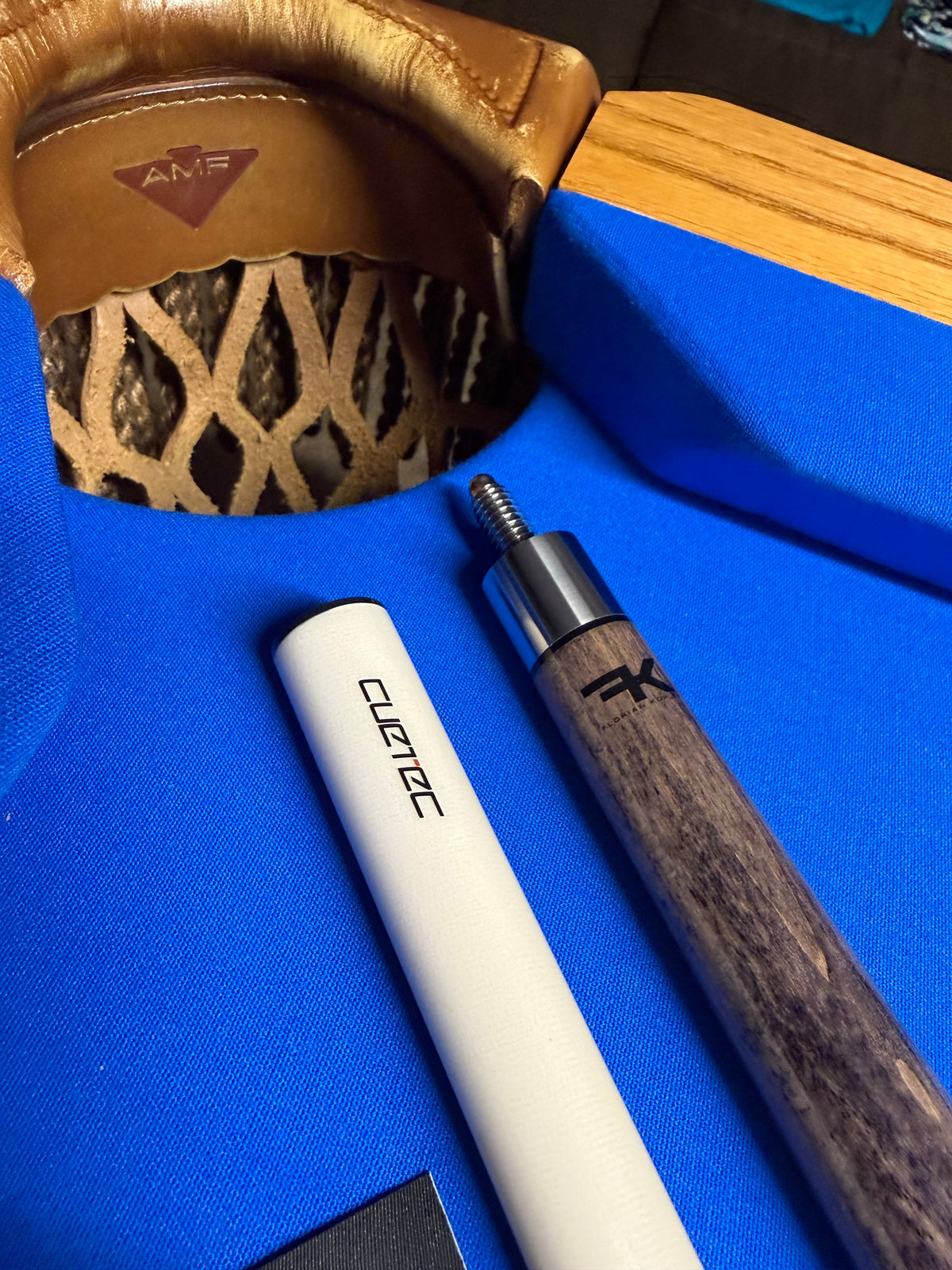Cuetec Avid Surge Break Cue Gray