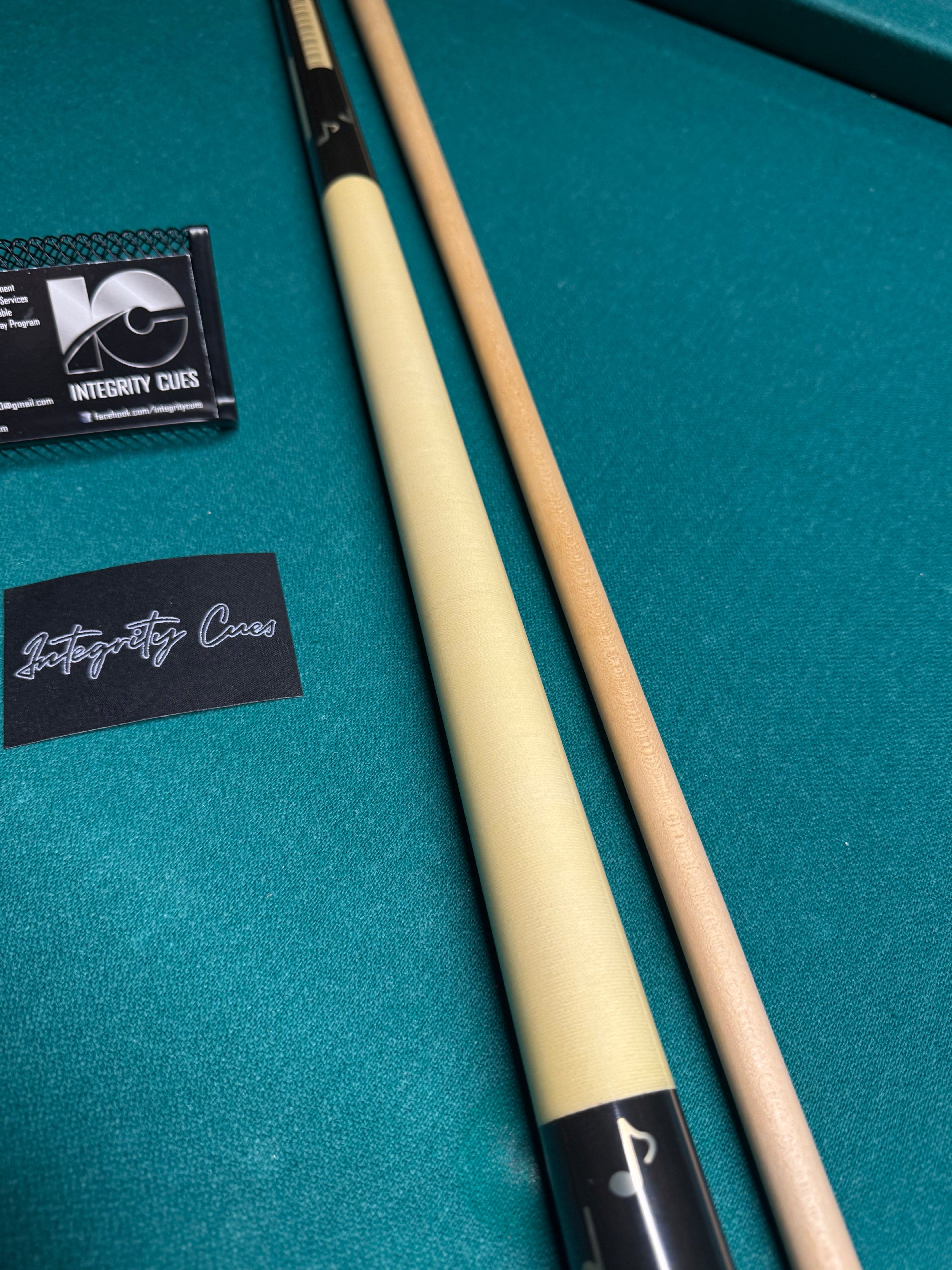 Meucci Piano Cue Preowned