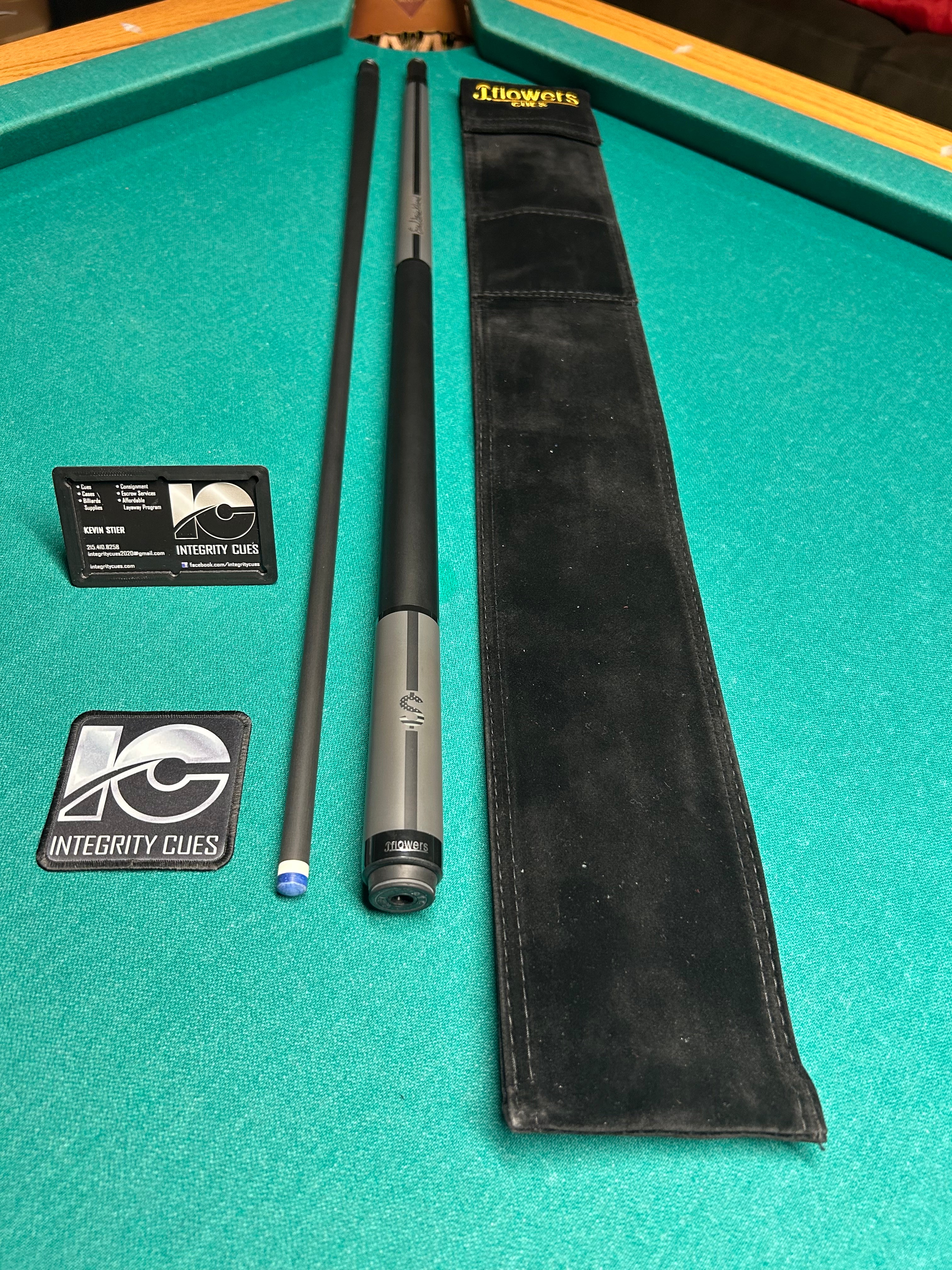 J Flowers Legend Series Earl Strickland Cue