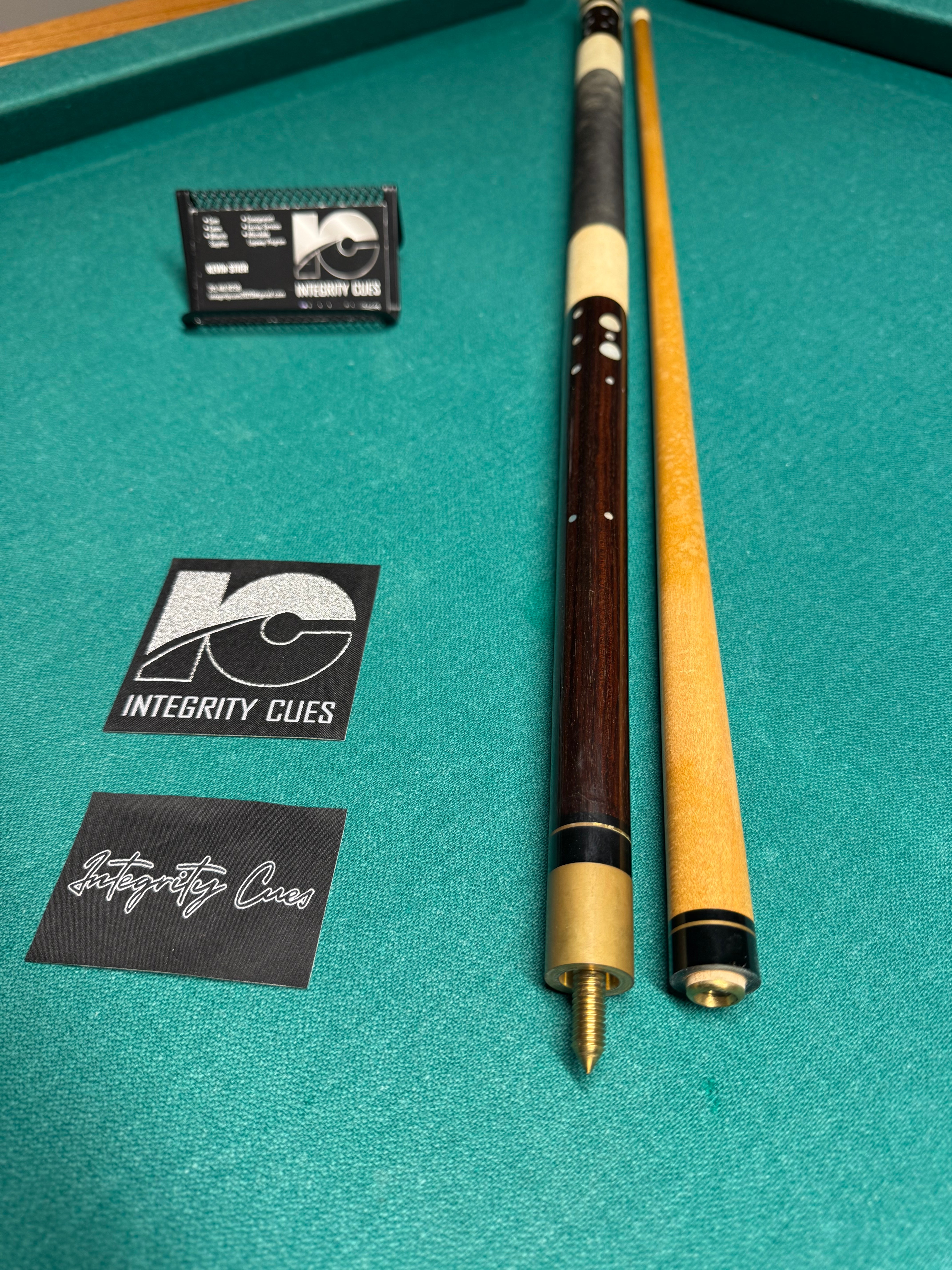 Adam AH-22 Project Cue