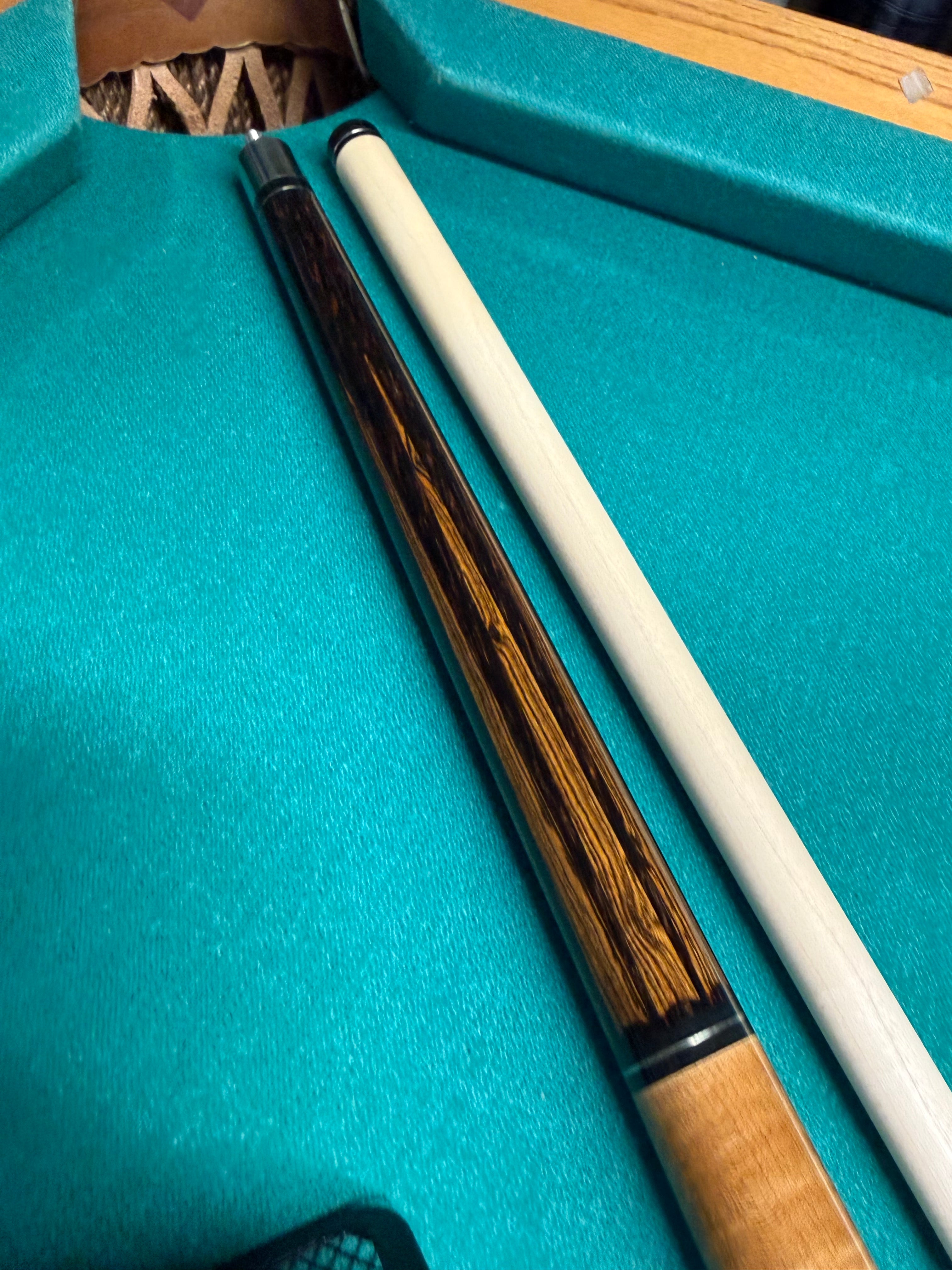 Schon SP2600-1 Black Palm and Bocote