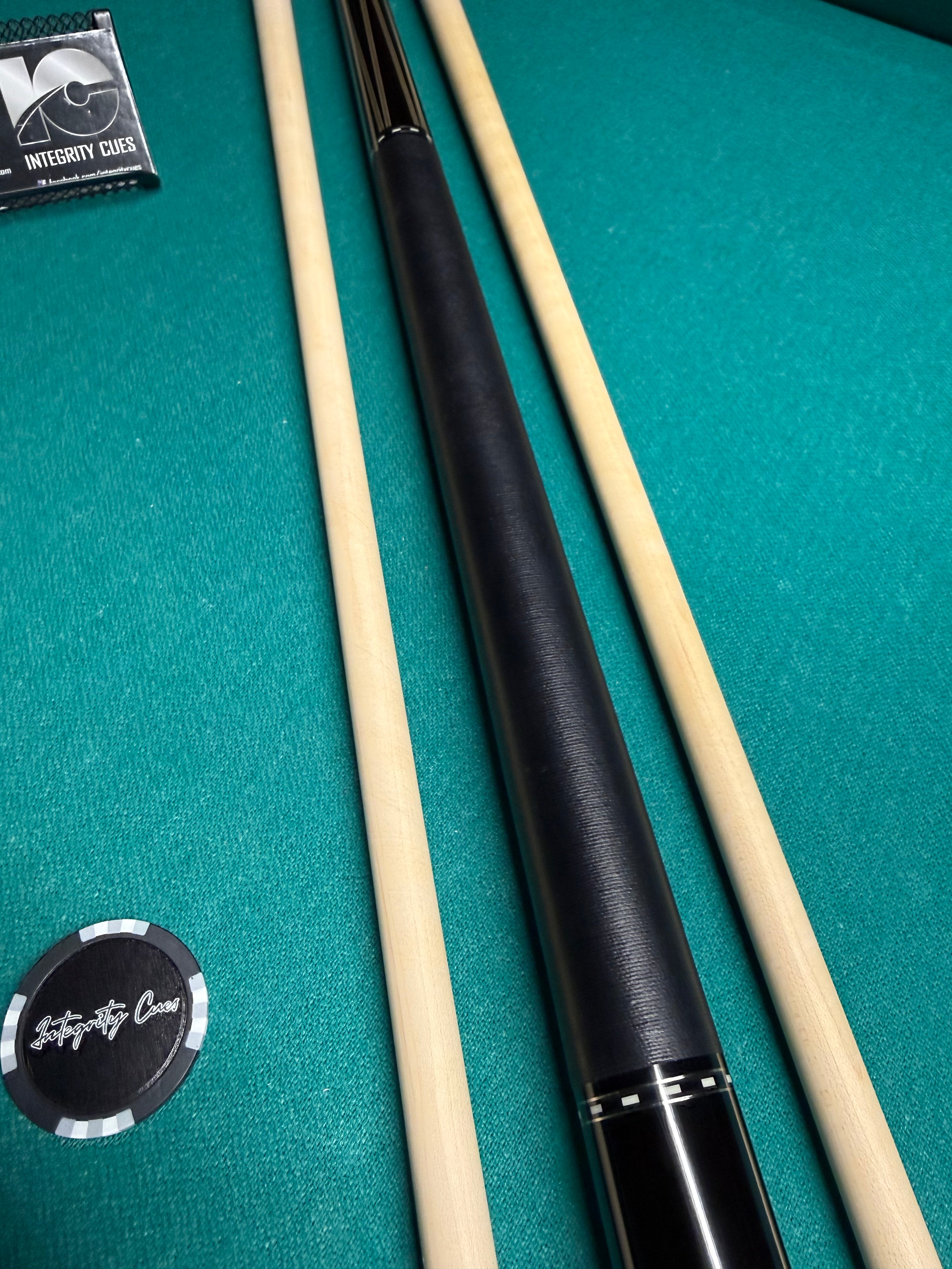Ariel Carmeli 2018 Ebony on Ebony