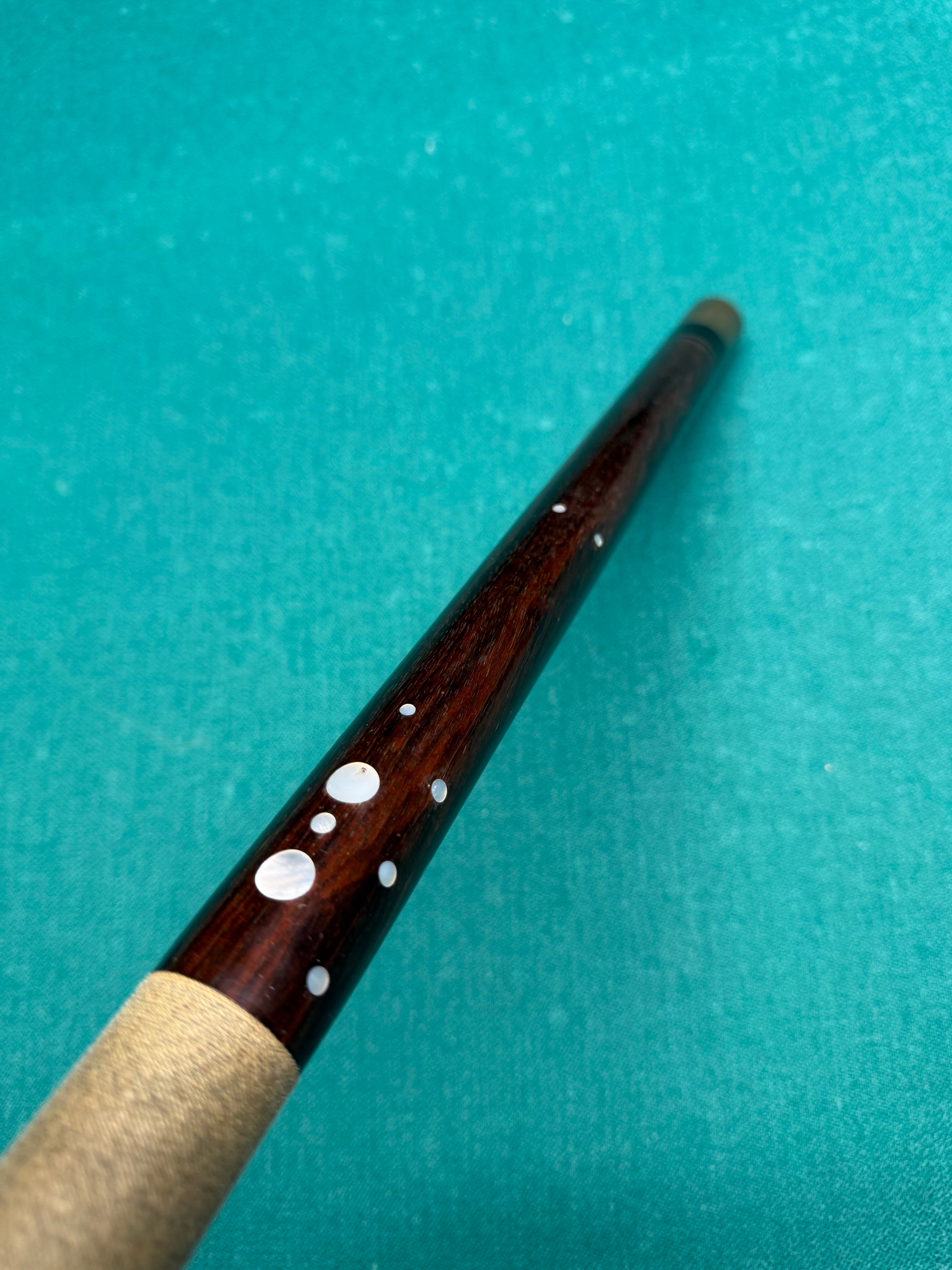 Vintage Adam AH-22 Cue Preowned