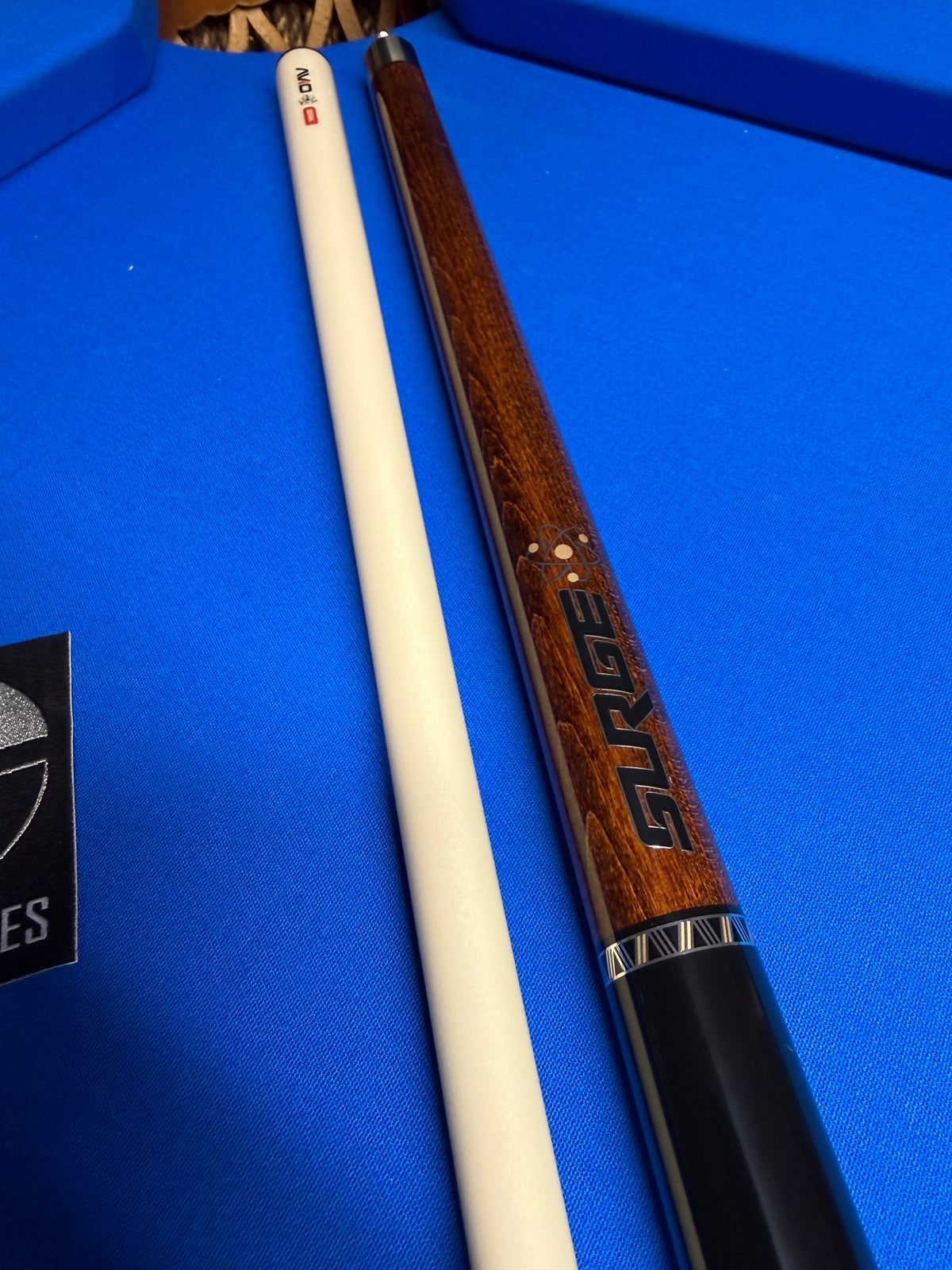 Cuetec Avid Surge Break Cue Brown