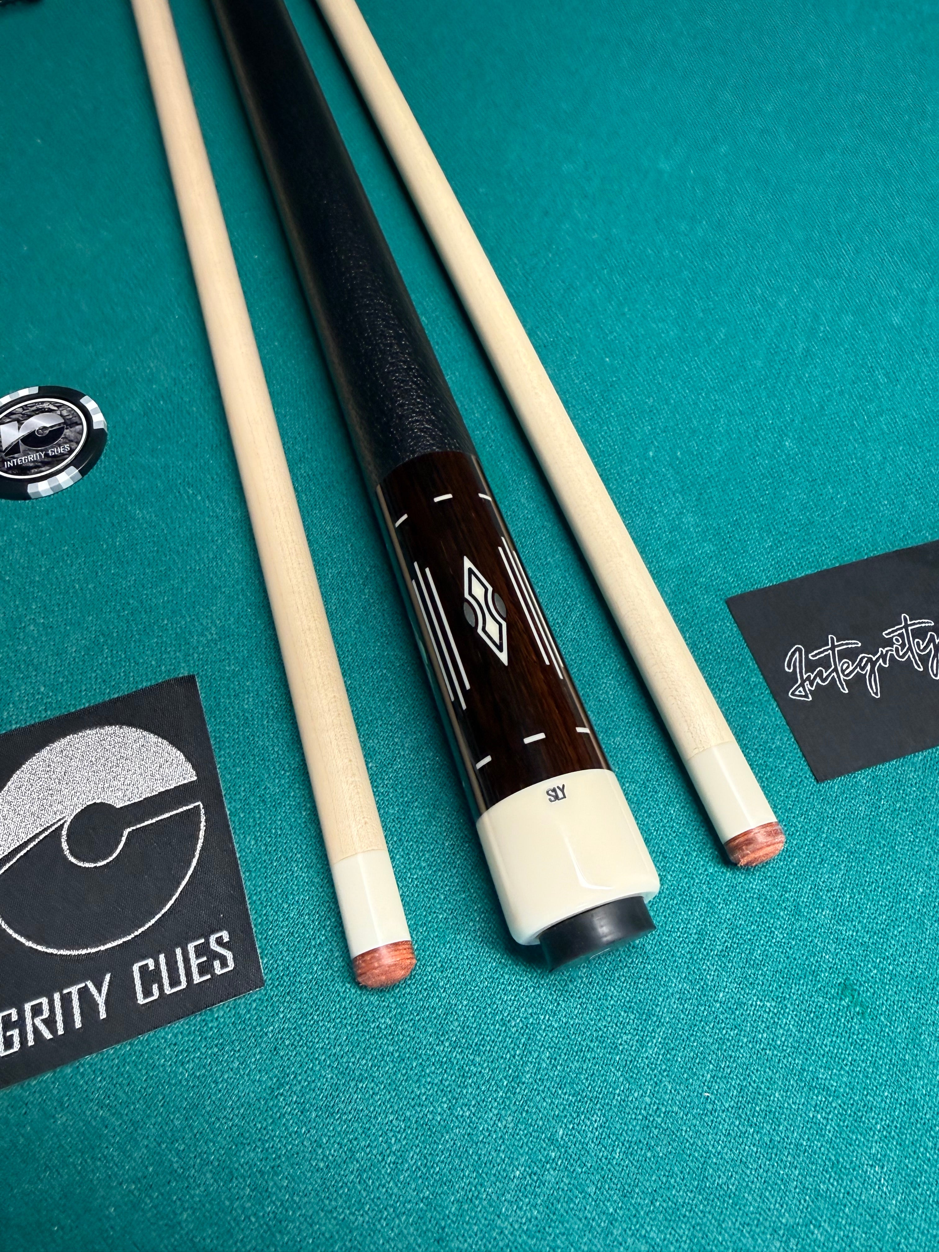 Leon Sly Loaded Custom